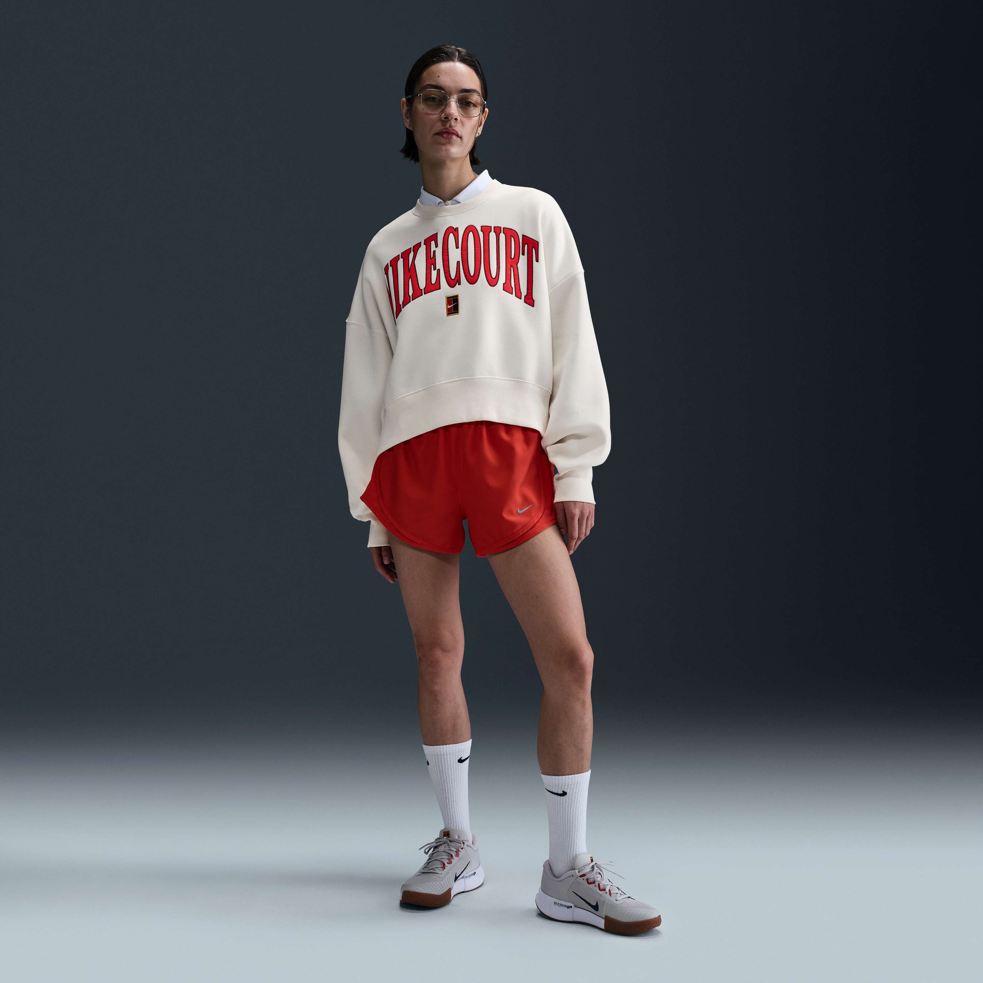 نايكي كورت هيرتدج فينيكس فليس image number 3