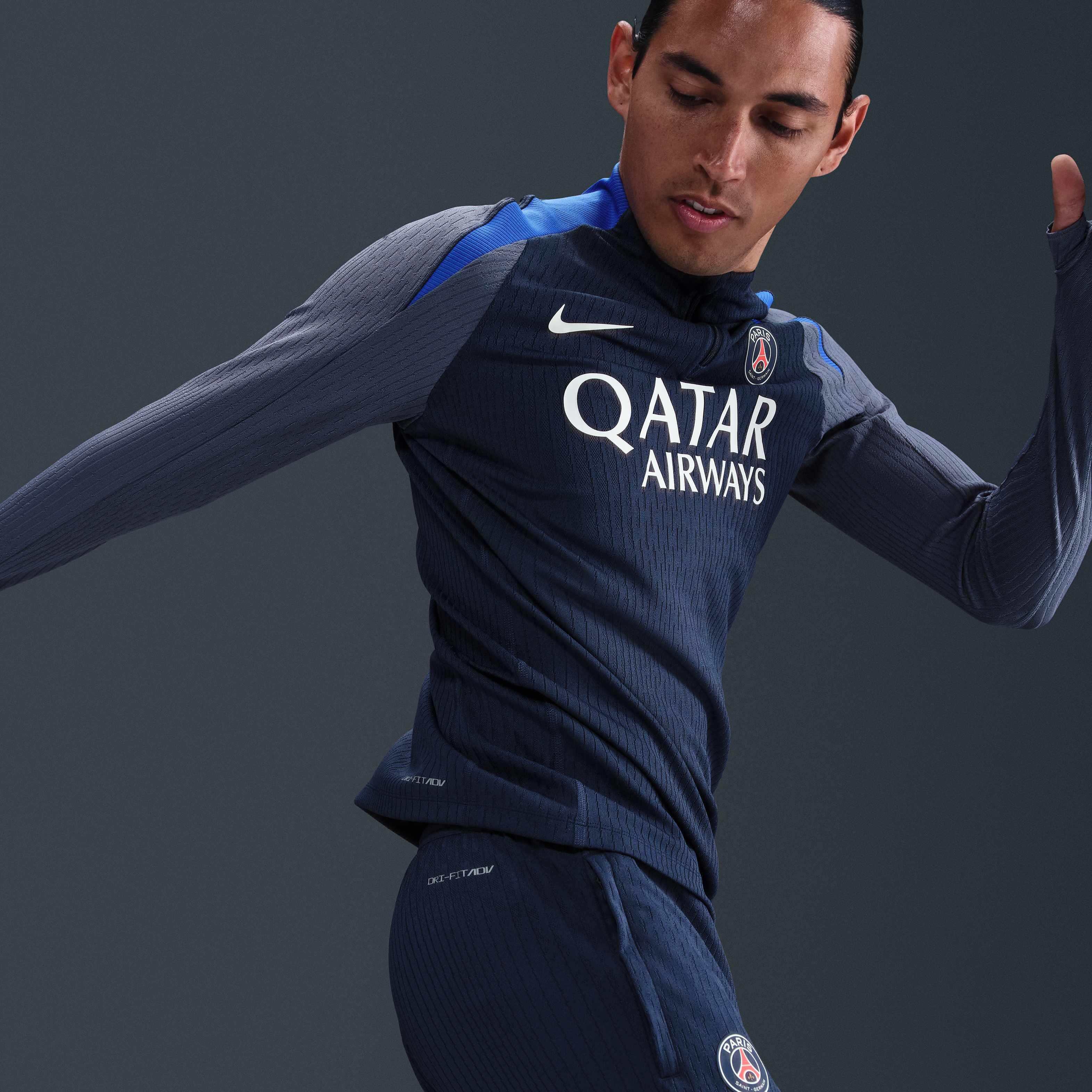 Paris Saint-Germain Strike Elite image number 2