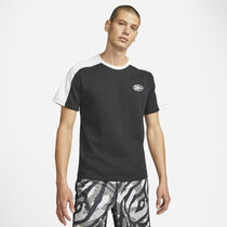 Nike Sport Clash