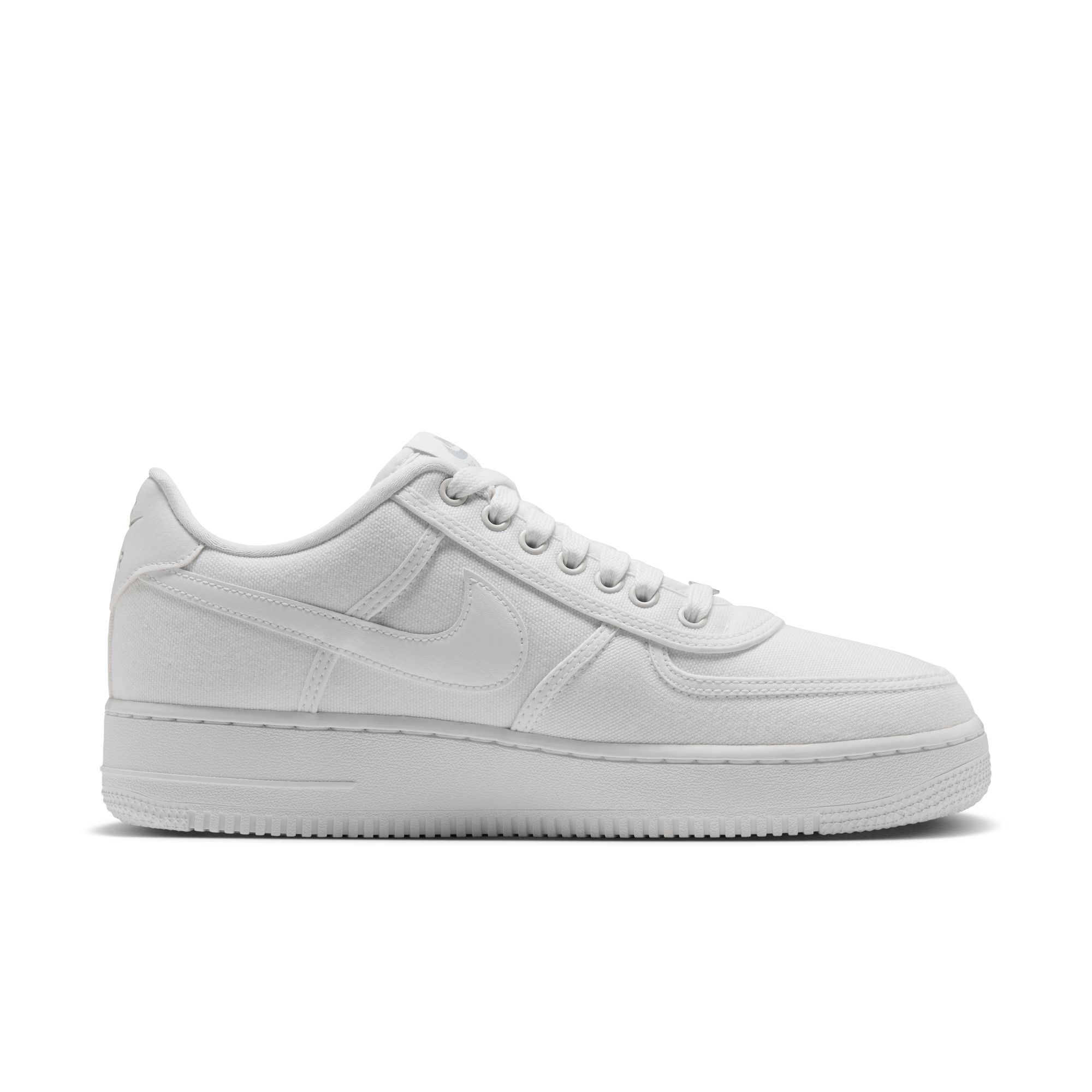 Nike Air Force 1 '07 LV8 image number 3