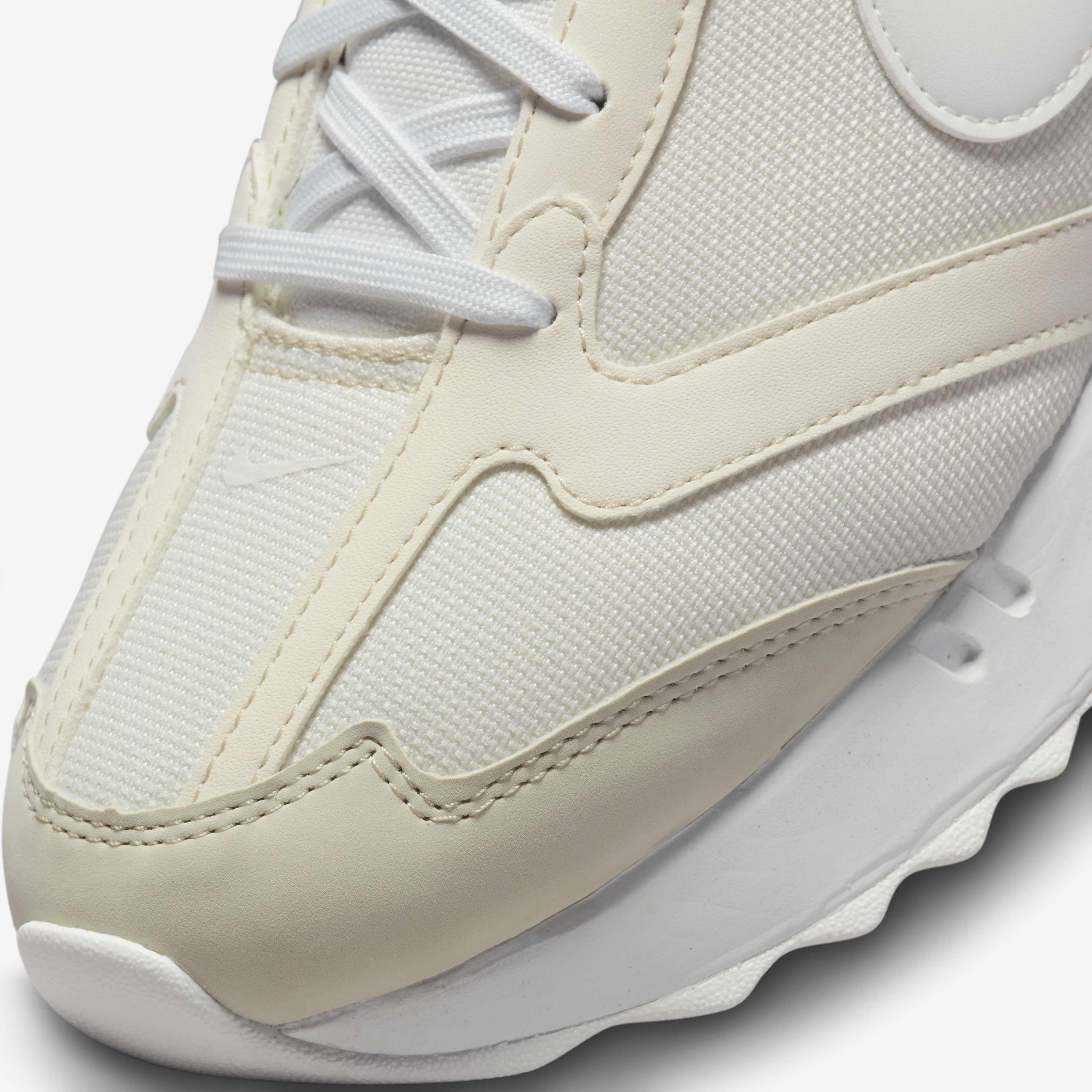Nike Air Max Dawn image number 7