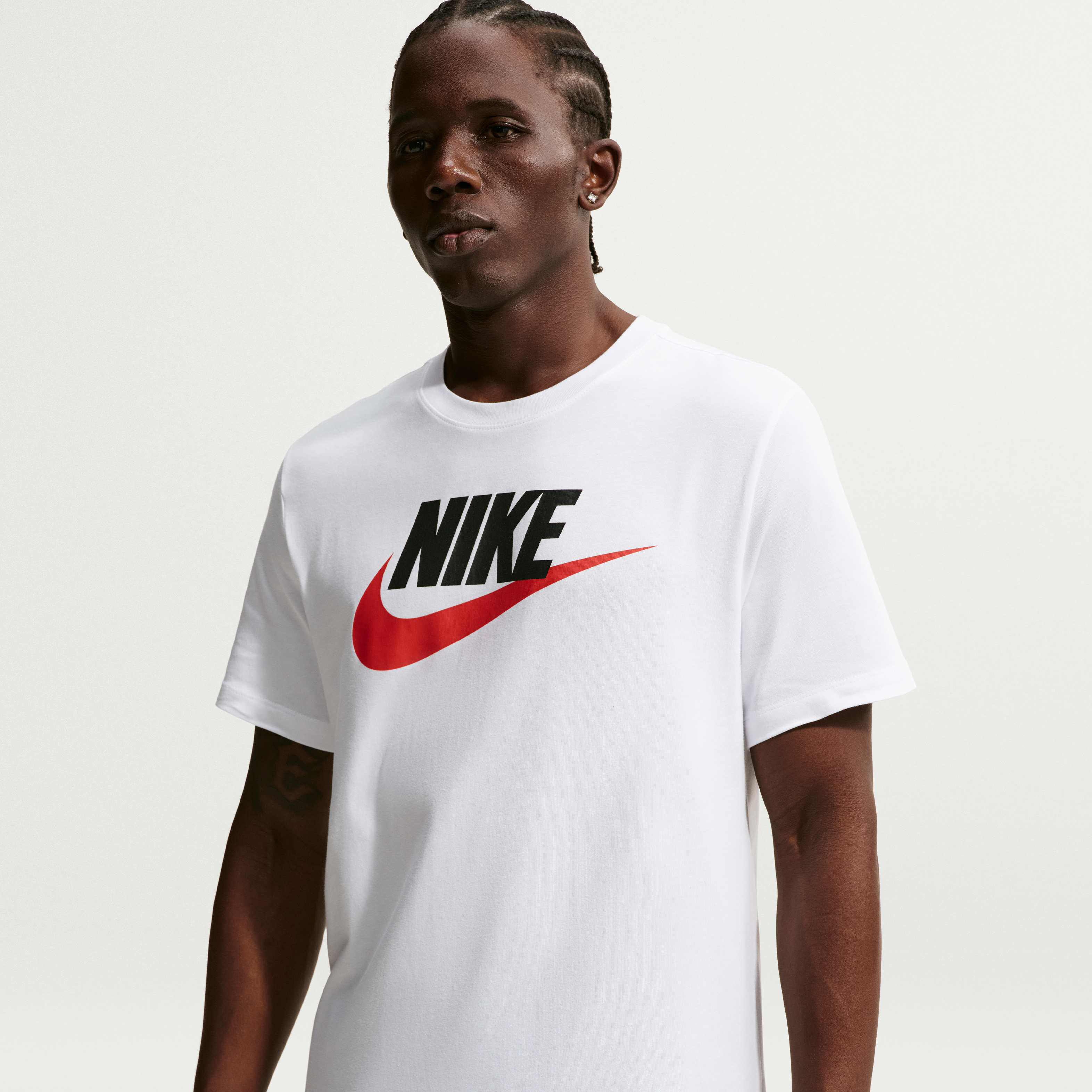 Nike Sportswear image number 0