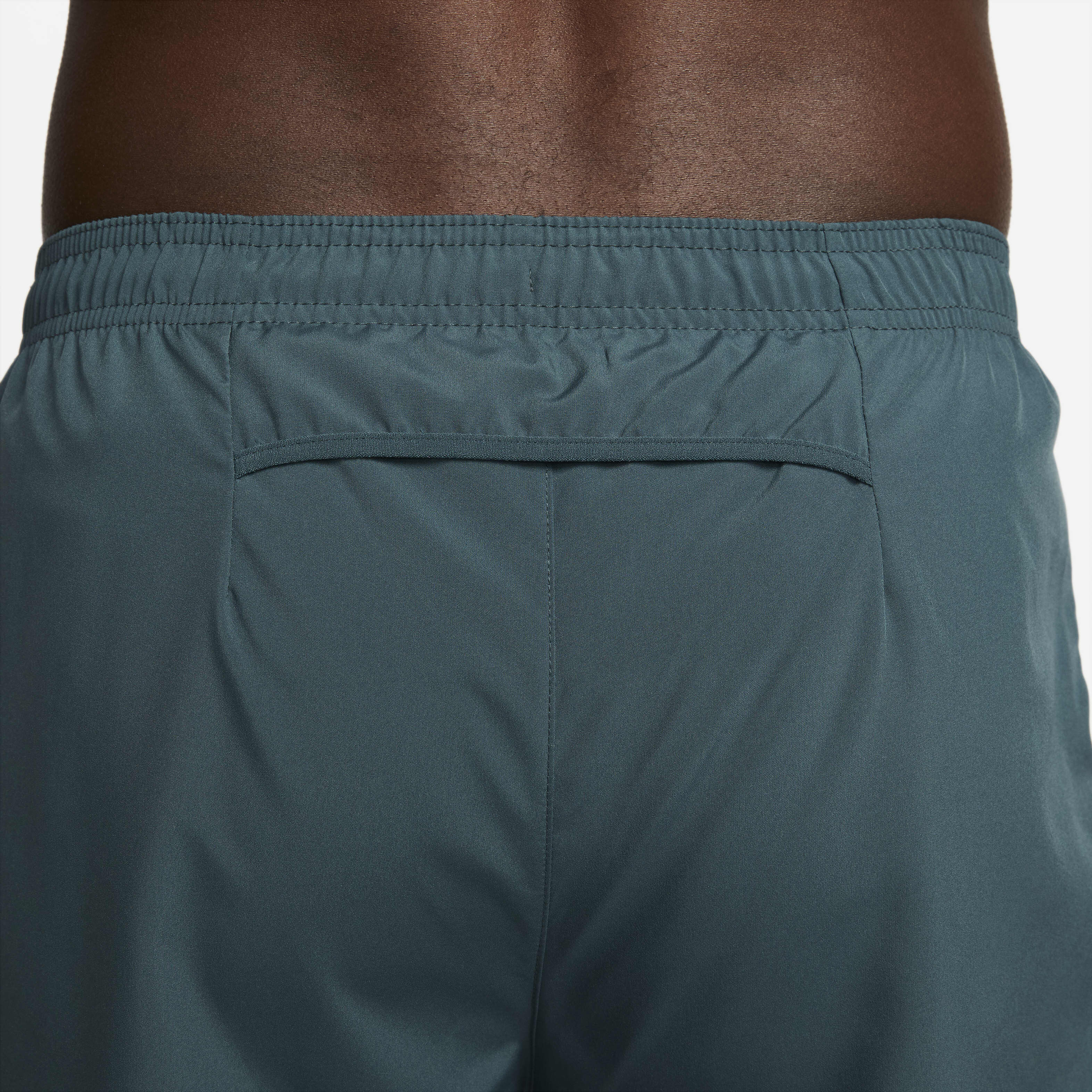 Nike Dri-FIT Run Division Challenger image number 5