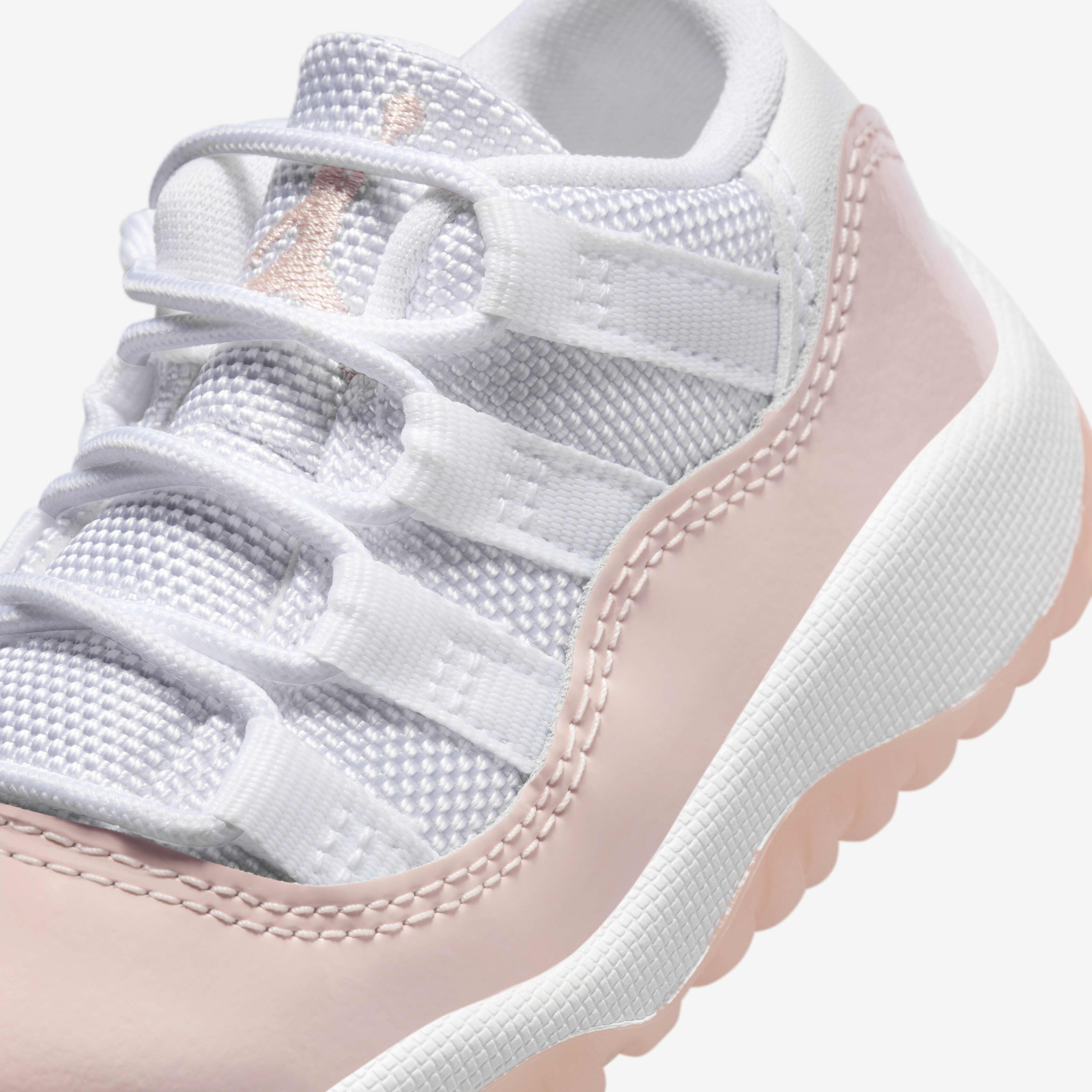 Retro 11 low toddler top