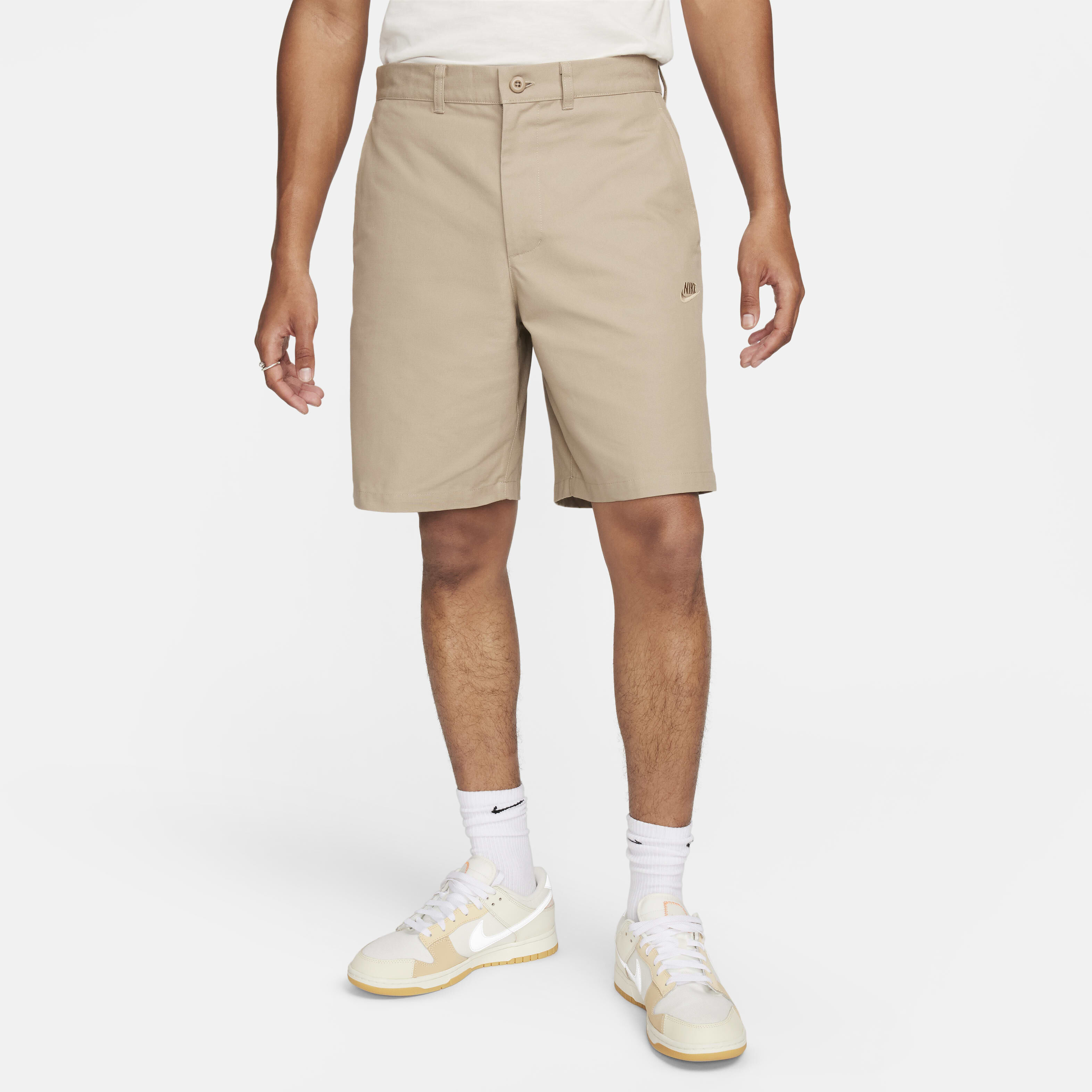 Chino shorts with sneakers hotsell