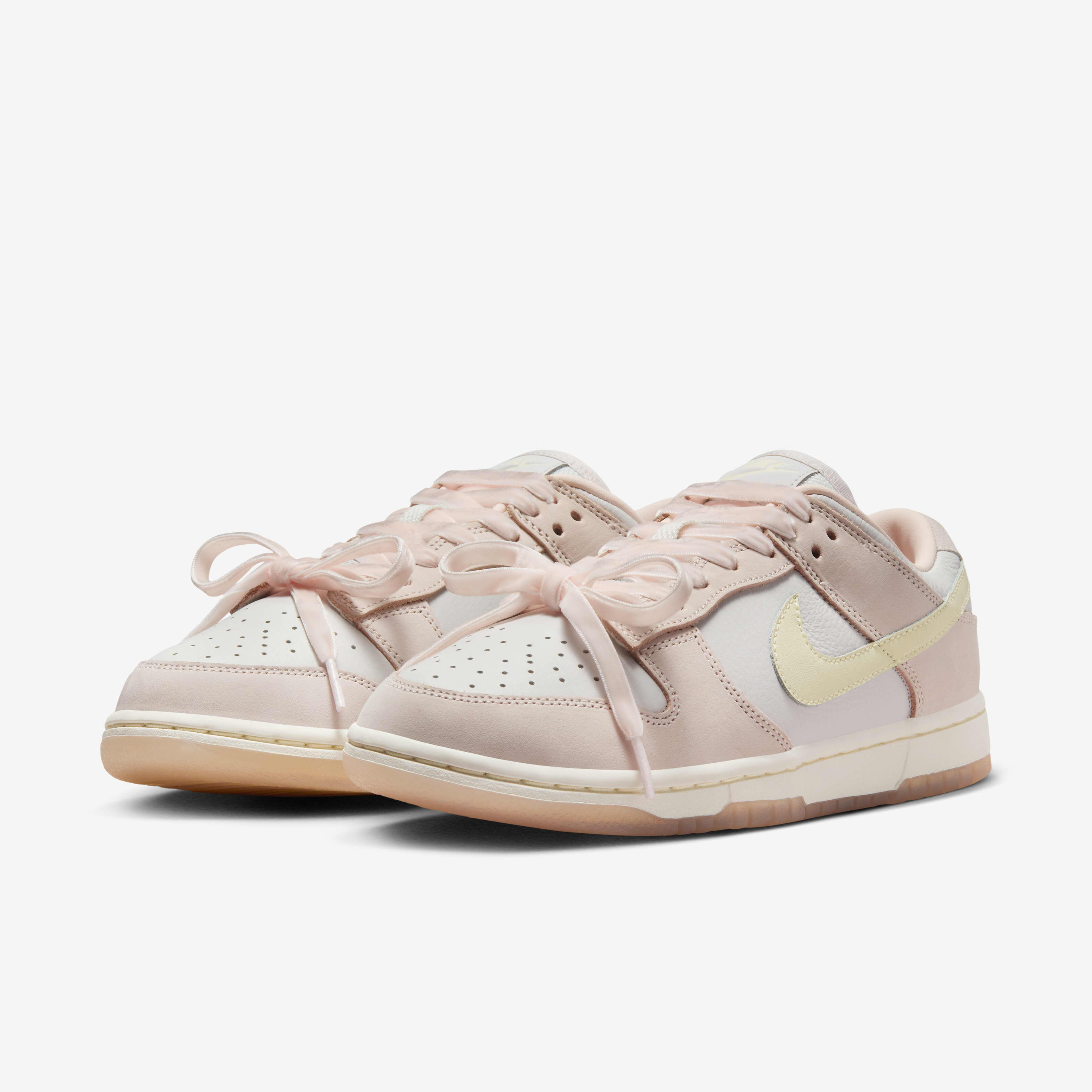Buy Nike Dunk Low Premium Women s Shoes Nike Saudi Official