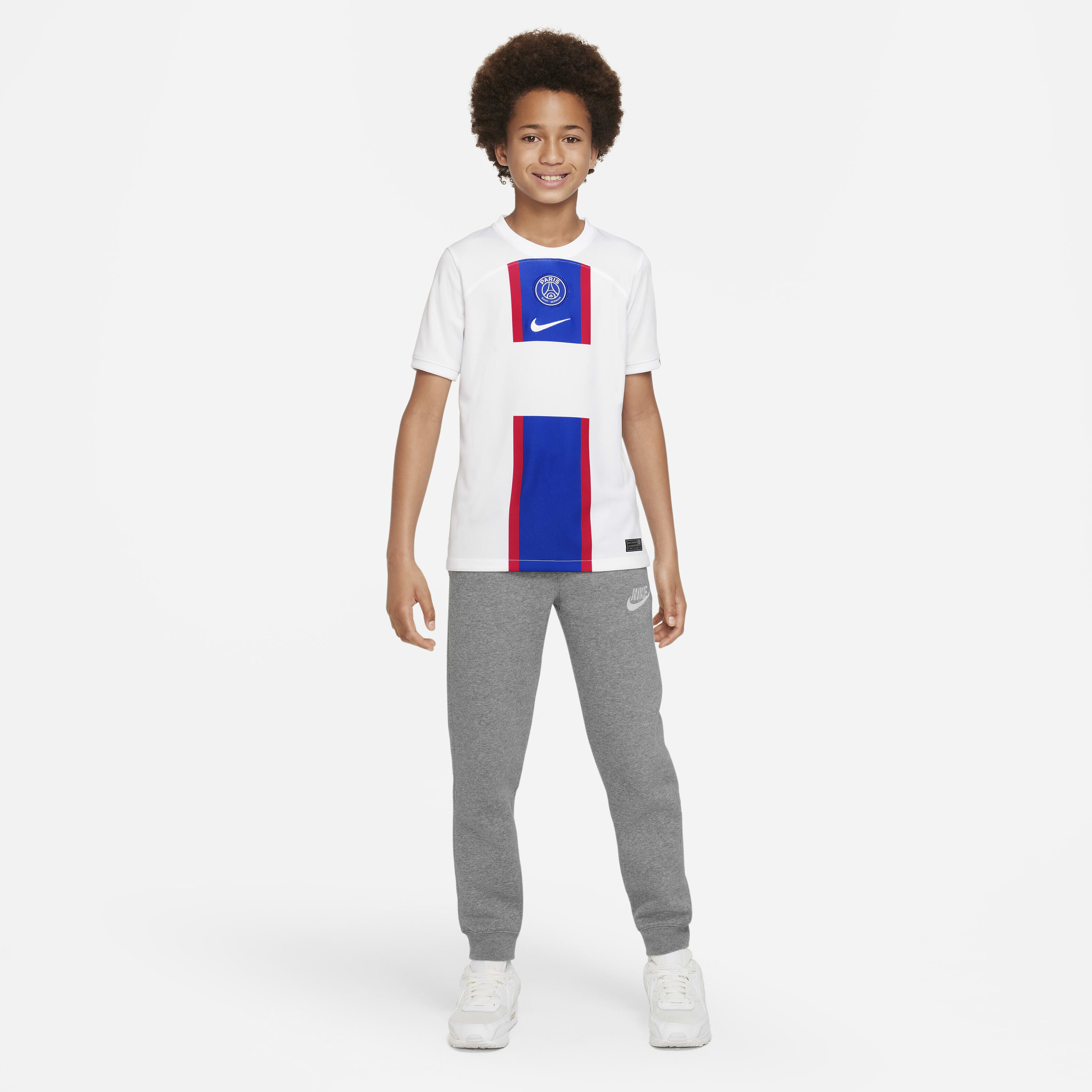 باريس سان جيرمان 2022/23 ستيديوم البديل image number 4