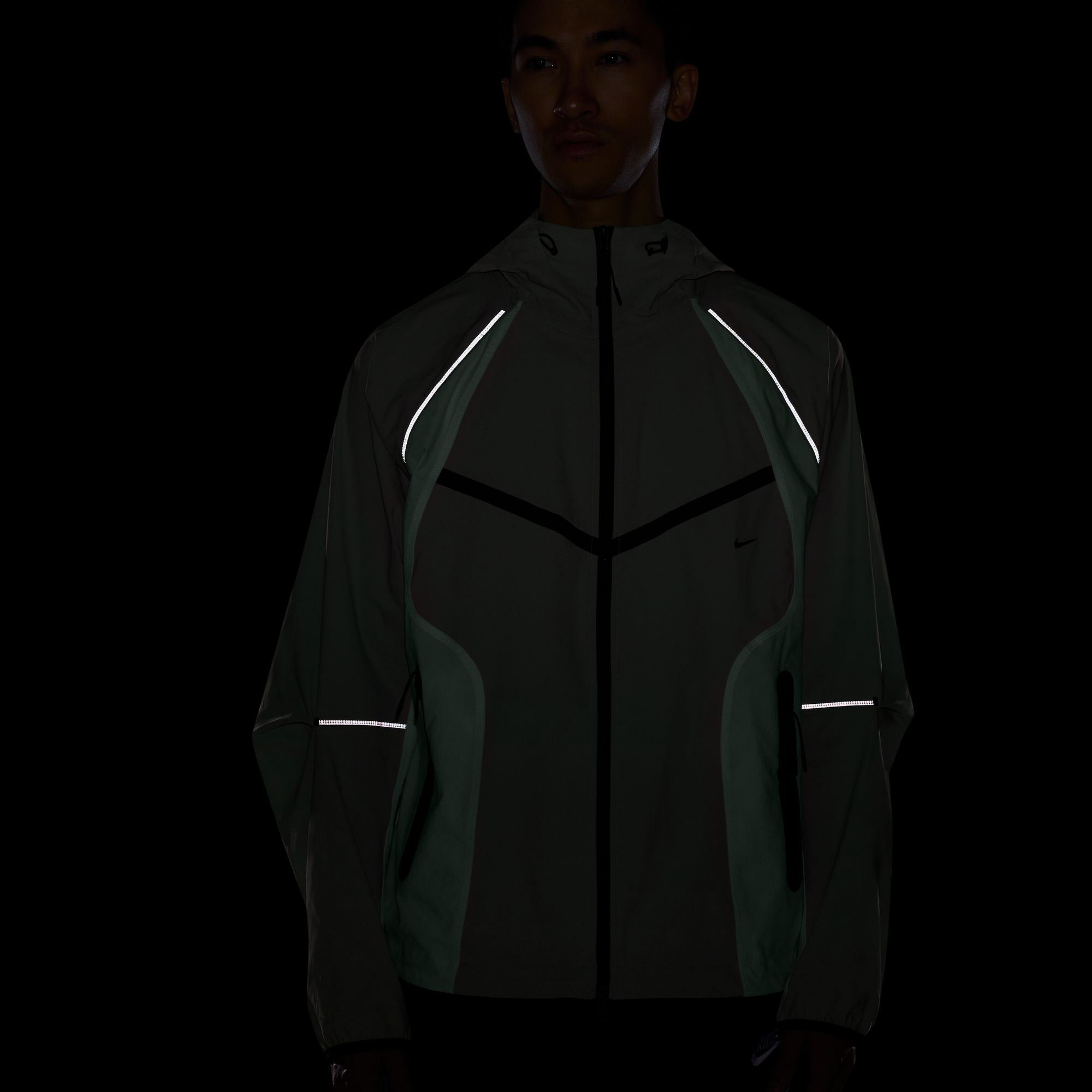 Nike Tech image number 3