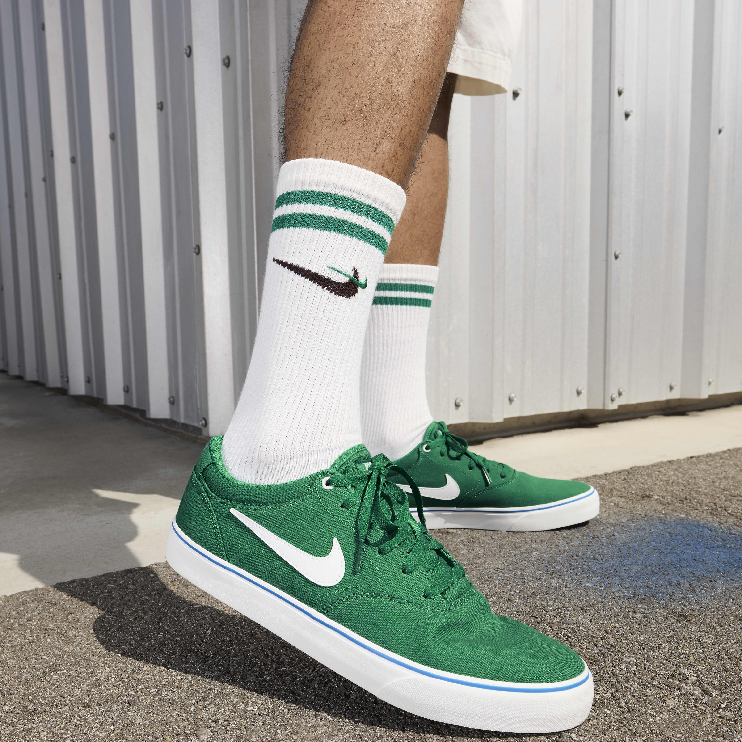 Nike sneakers canvas hot sale
