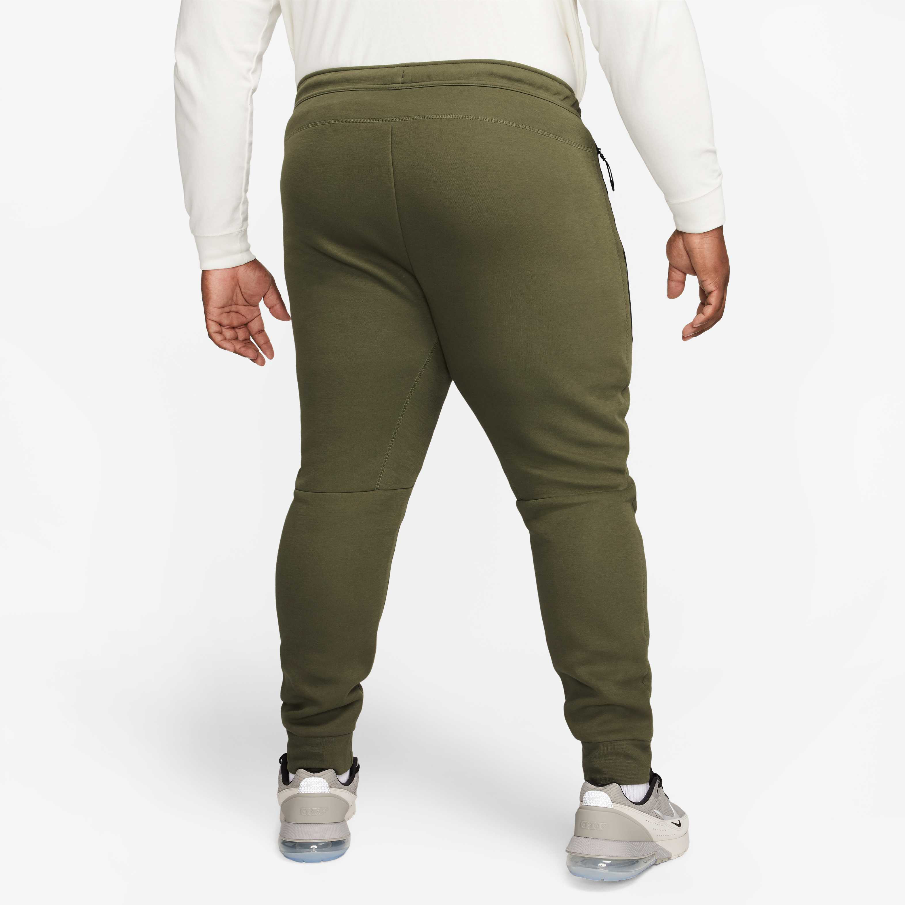 Nike Sportswear Tech Fleece image number 11