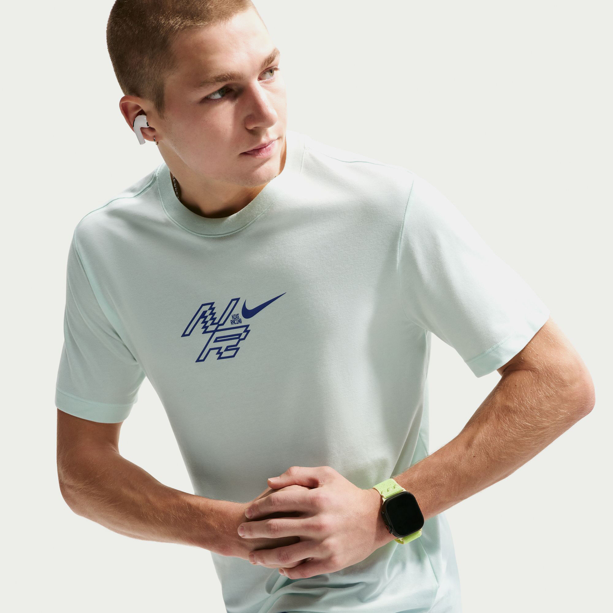 Nike AeroSwift image number 4