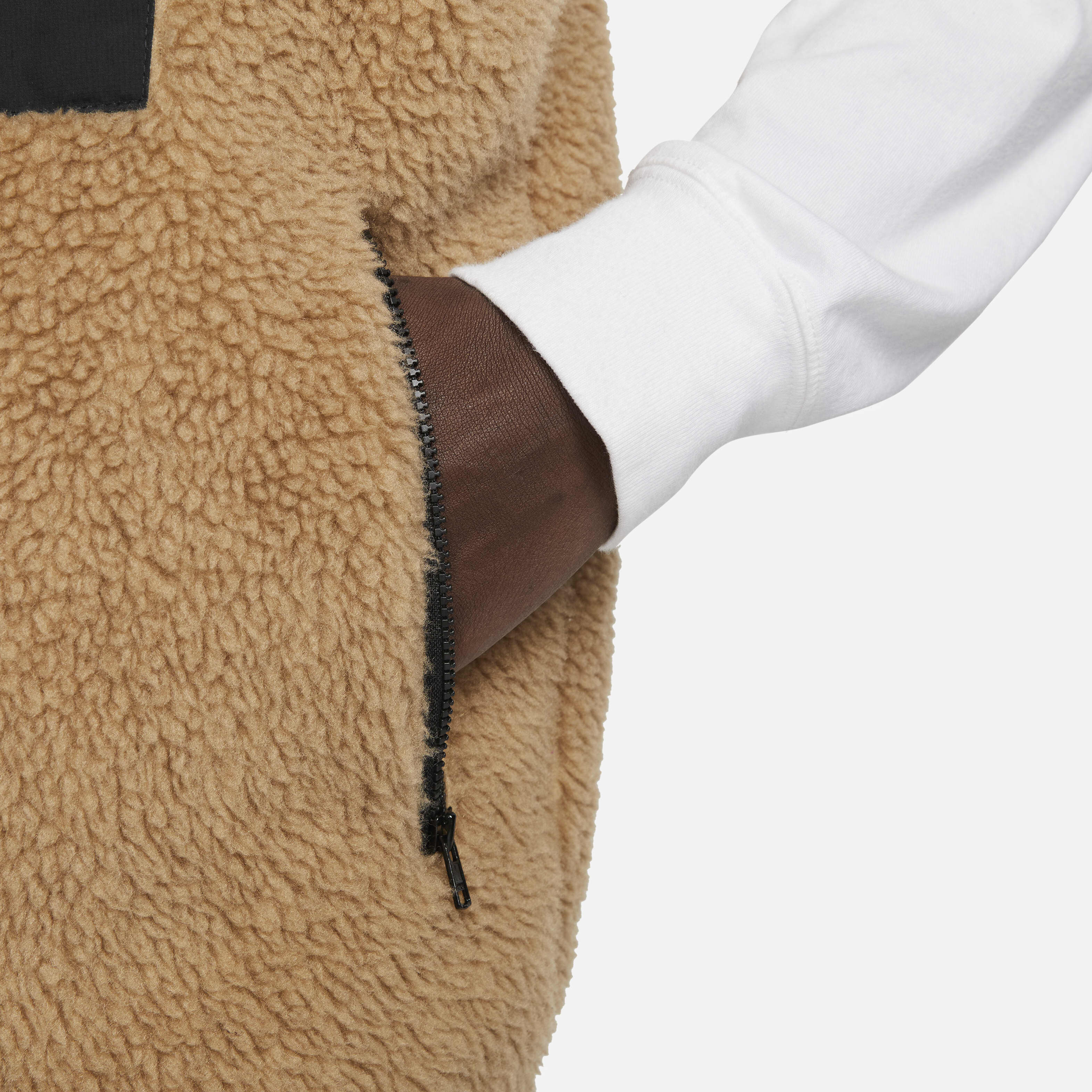 نايكي كلوب+ image number 4