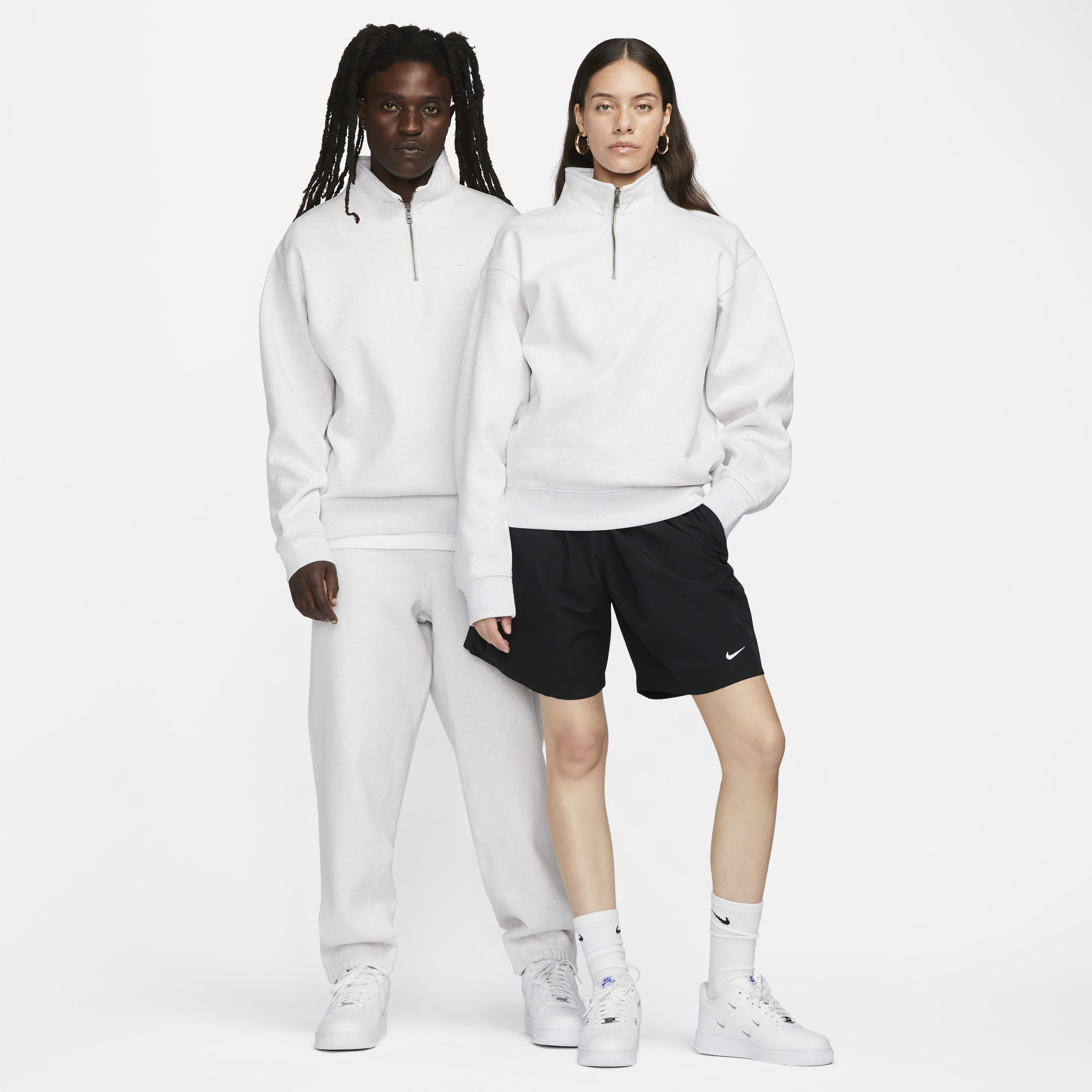 Nike Solo Swoosh image number 4