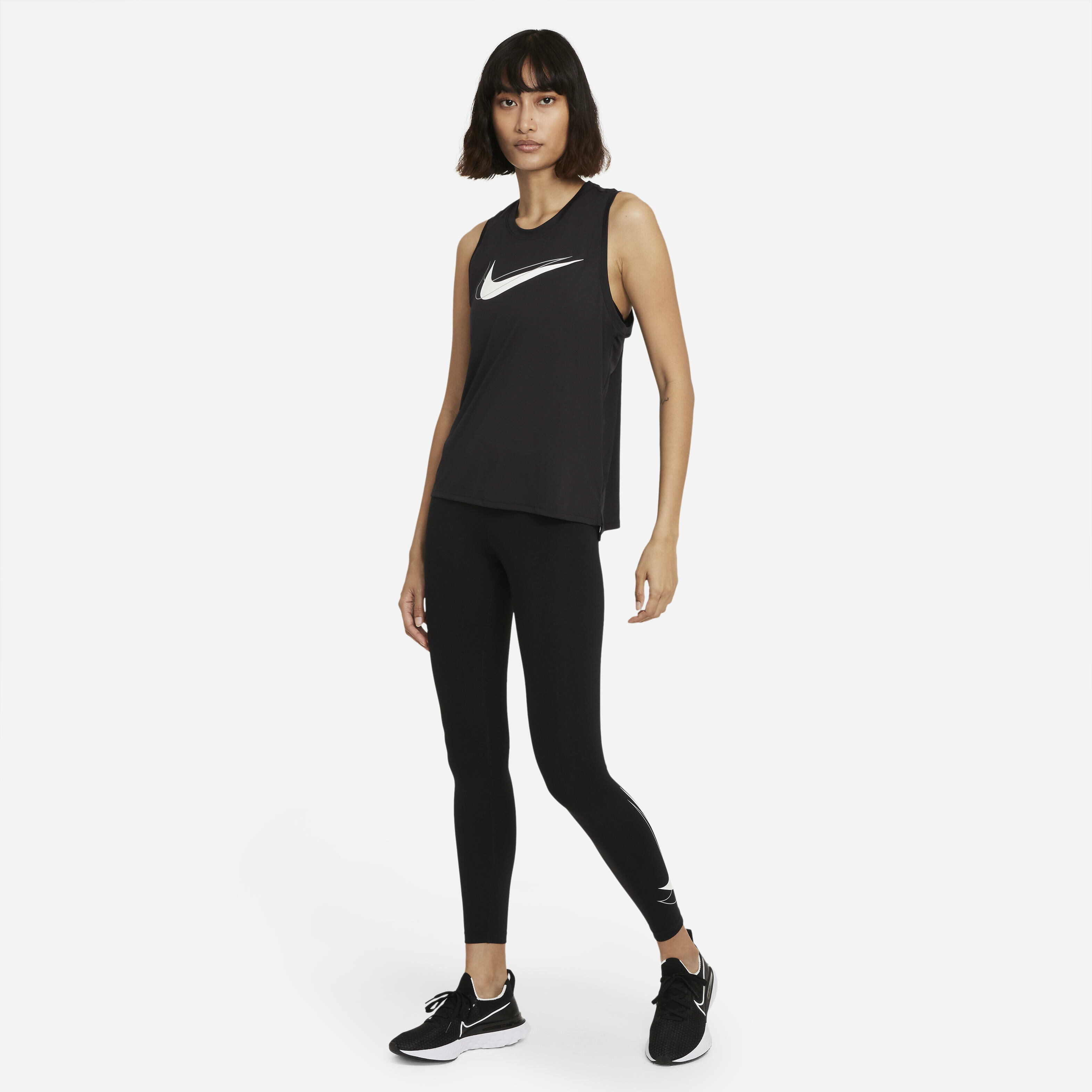 Nike Swoosh Run image number 6