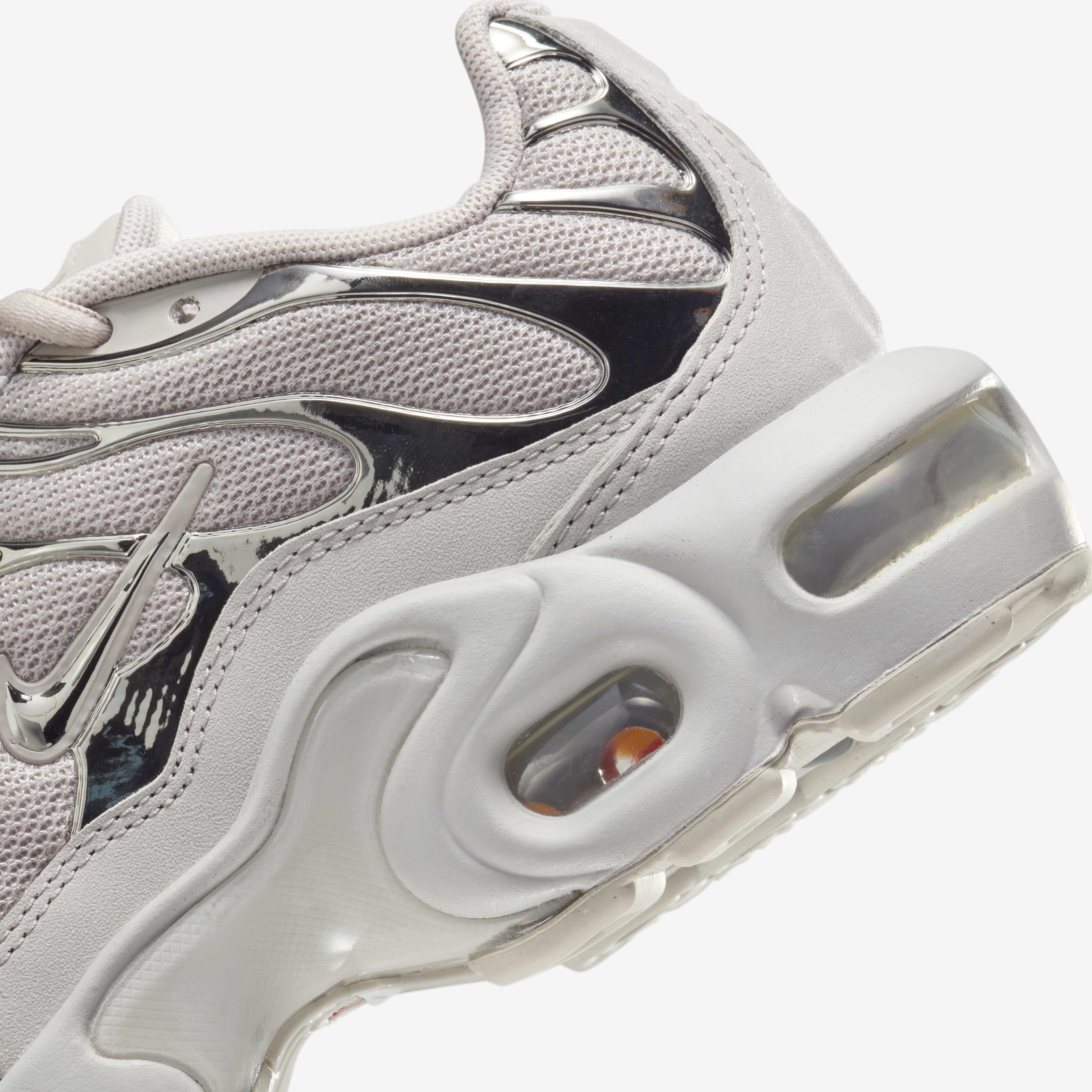 Nike Air Max Plus image number 7