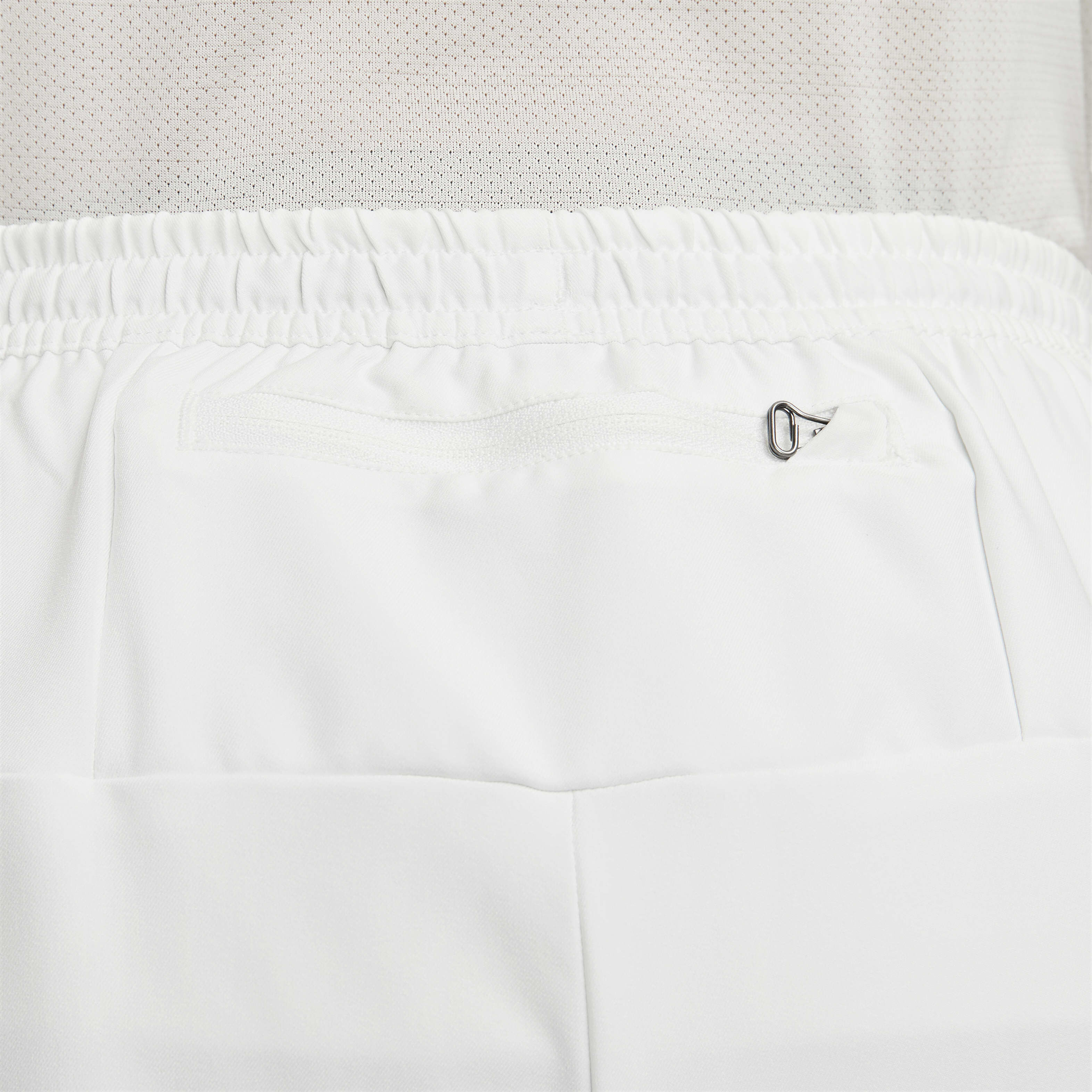 Nike Challenger Track Club image number 4