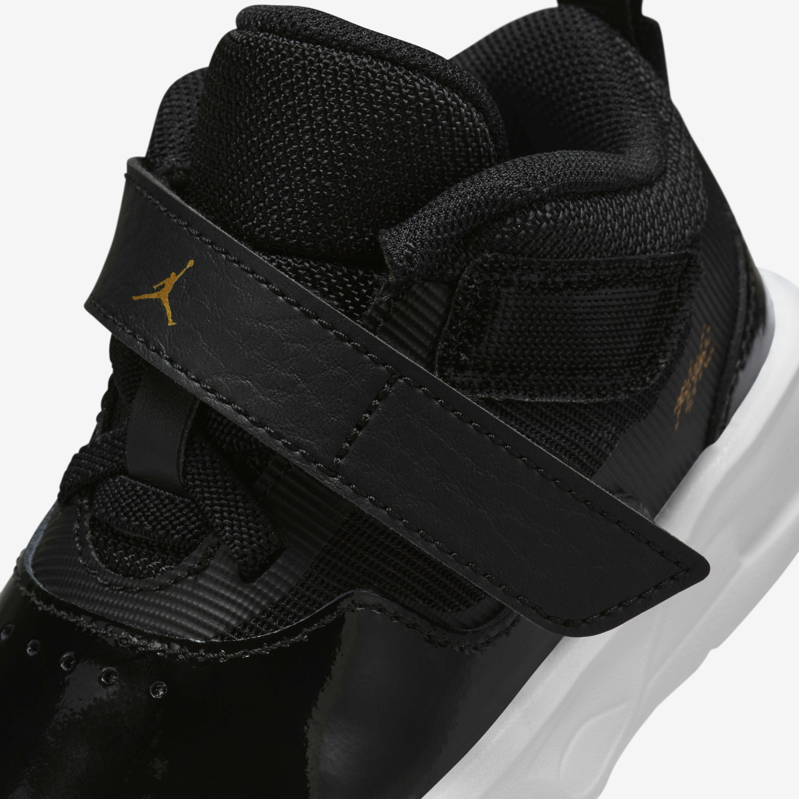 Stay Loyal 3 image number 6