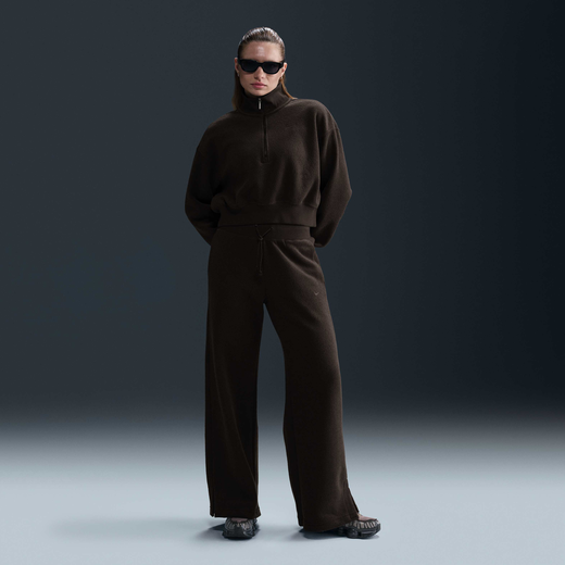 نايكي سبورتسوير فينكس بلش