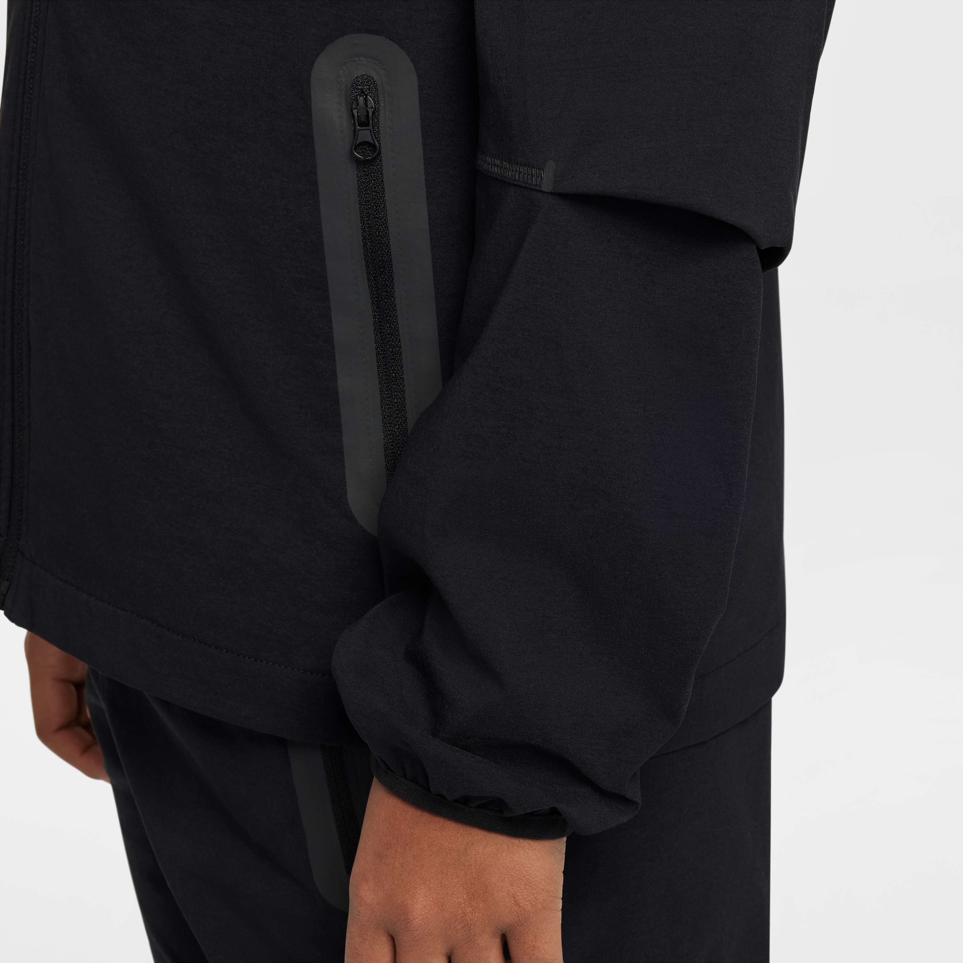 نايكي تك image number 5