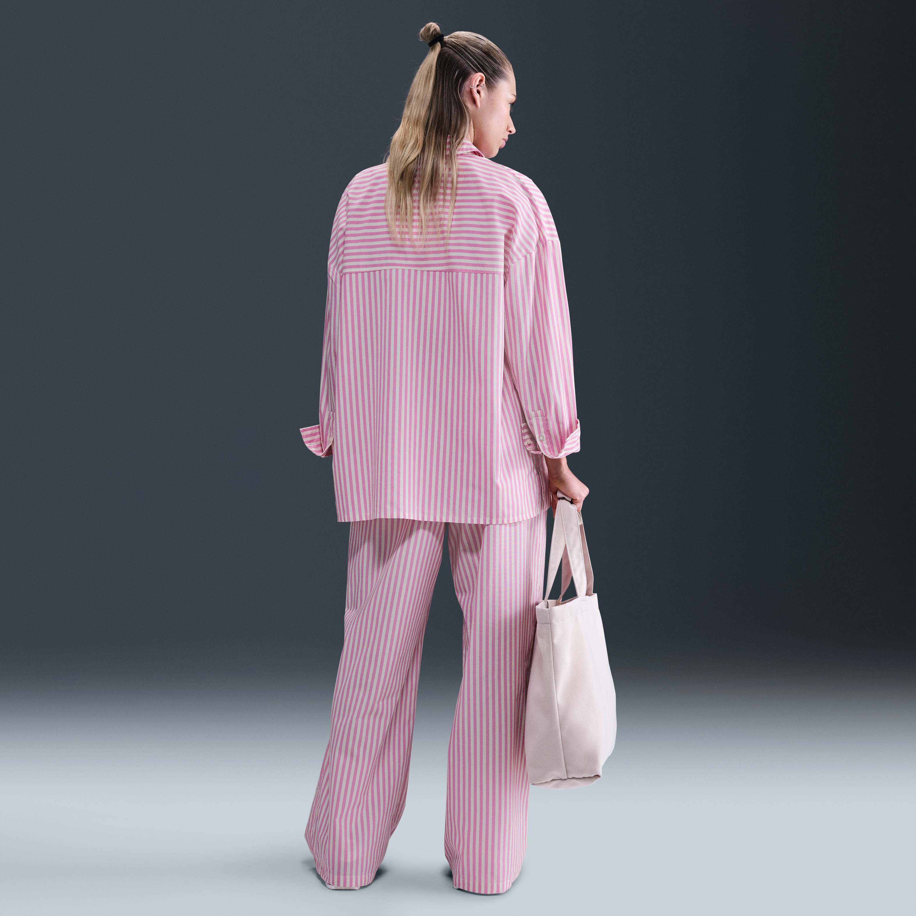 نايكي سبورتسوير تشيل بوبلين image number 3