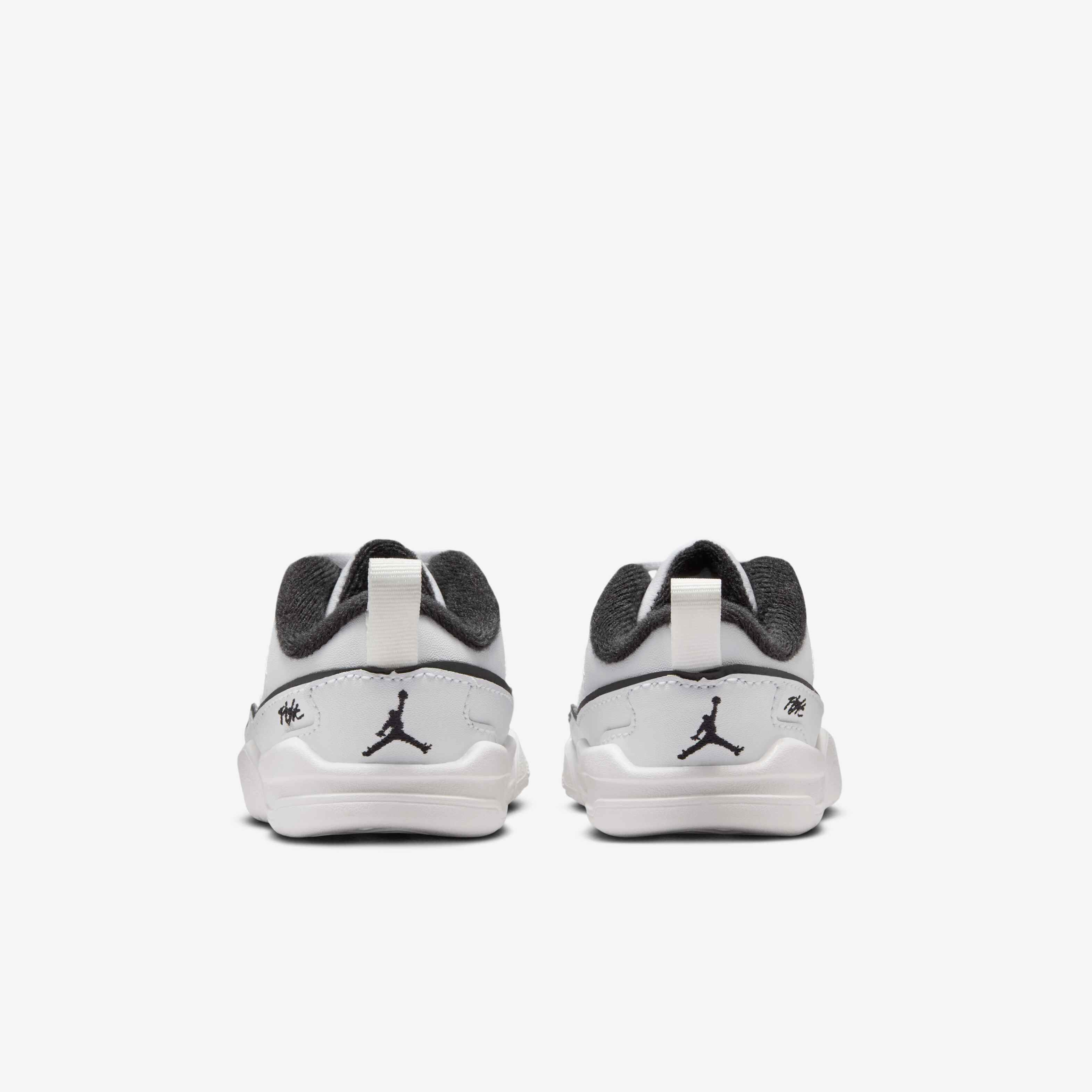 Jordan Flight Court image number 5