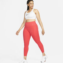Nike Universa