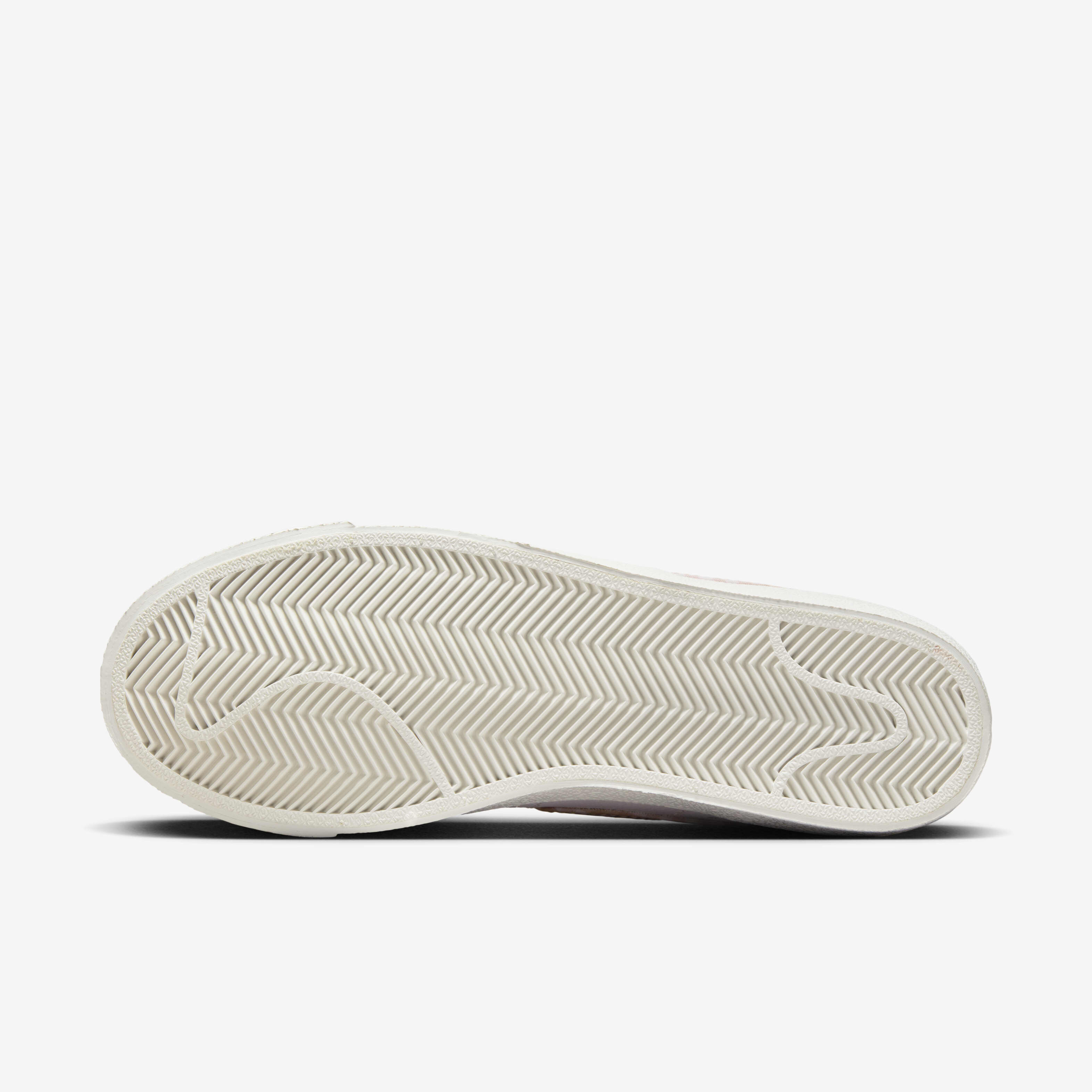 نايكي بليزر ميد '77 image number 1