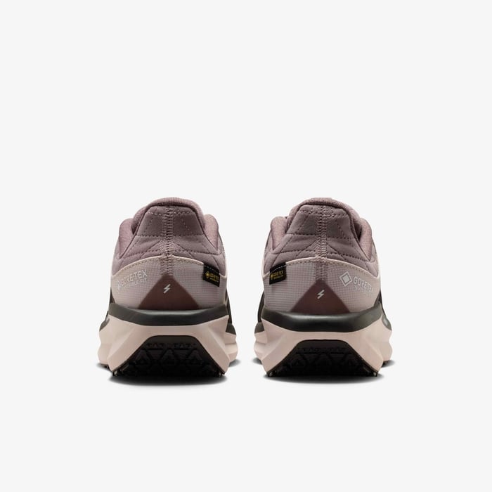 نايكي وينفلو 11 GORE-TEX image number 5 نايكي وينفلو 11 GORE-TEX image number 5