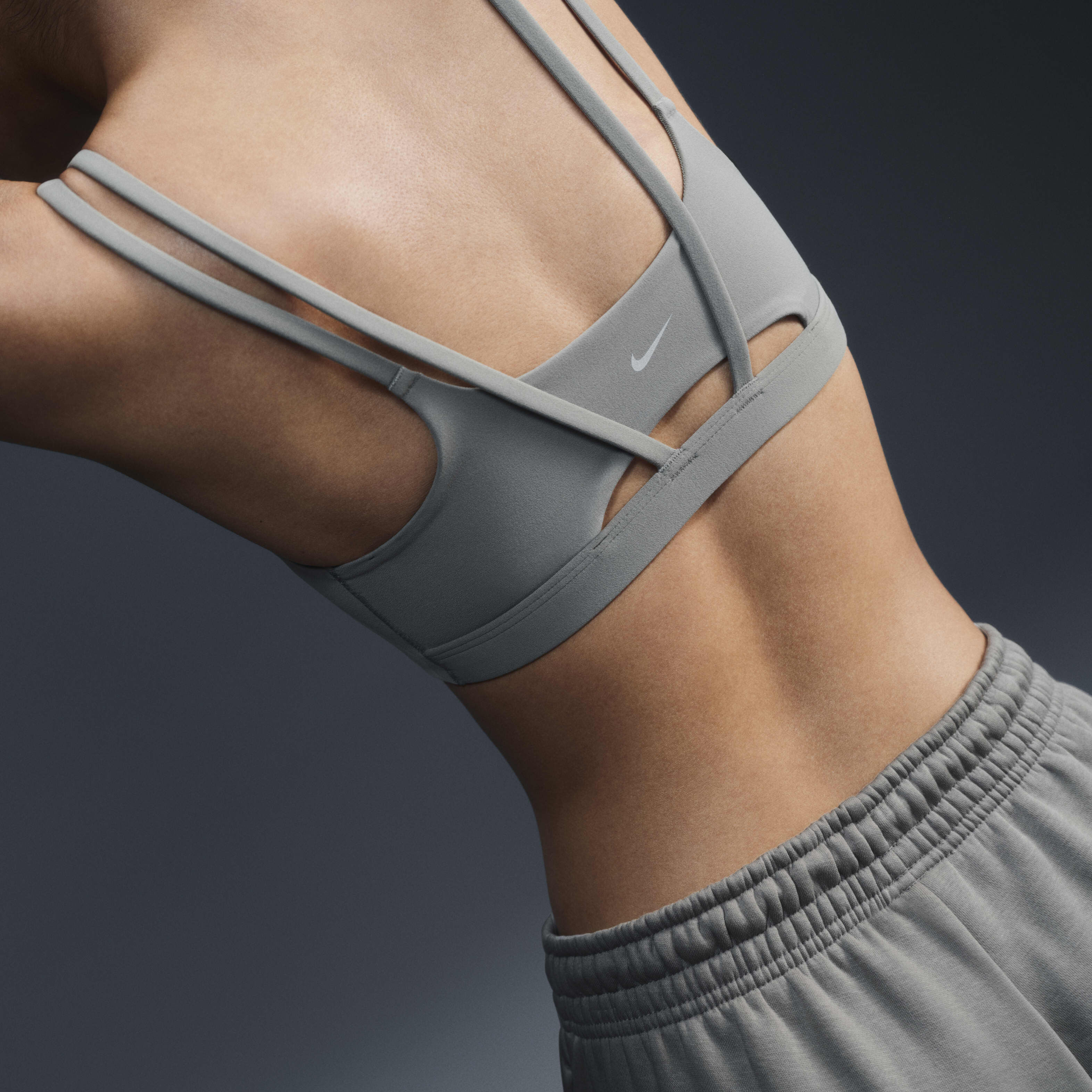 Nike Zenvy Strappy image number 2
