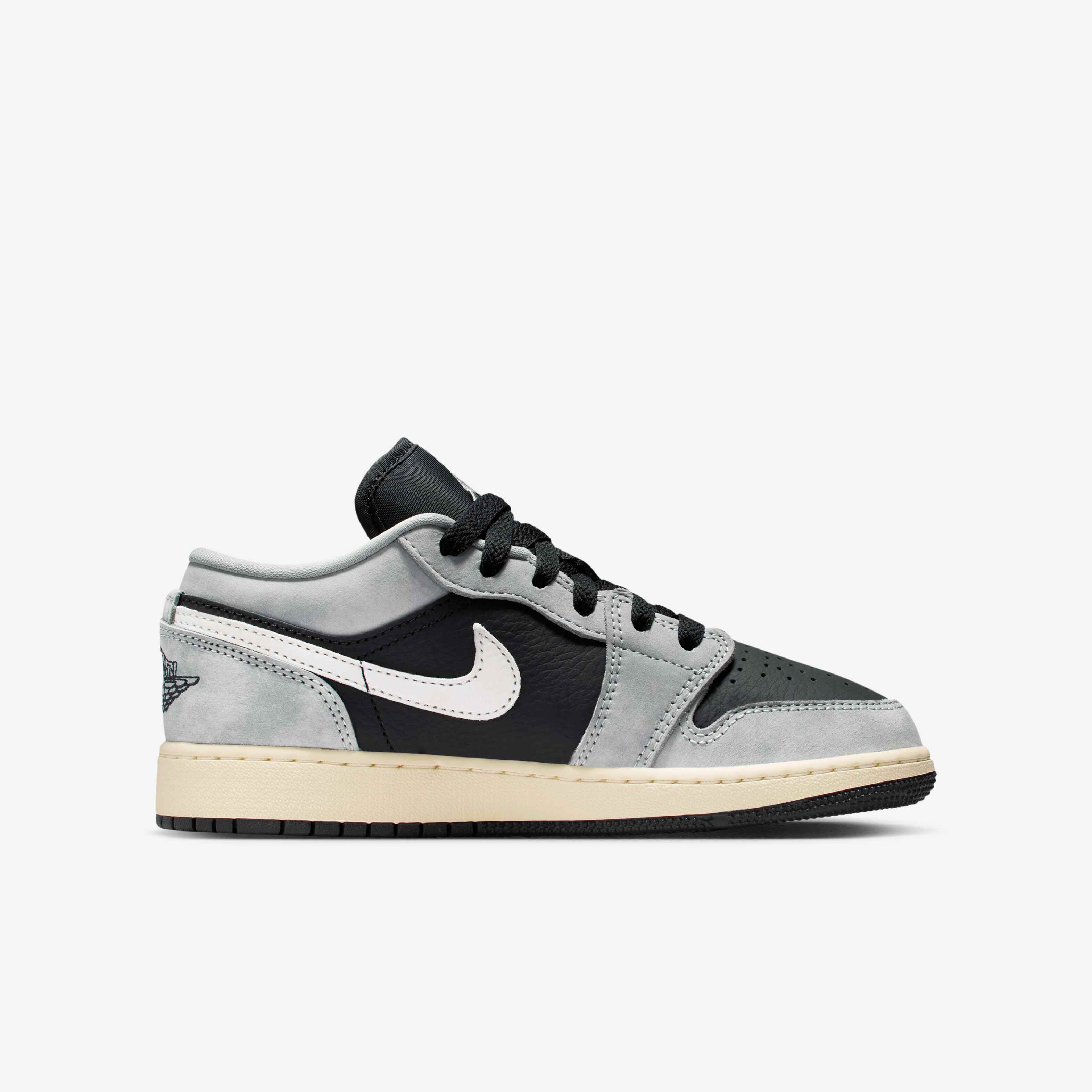 Air Jordan 1 Low SE image number 2