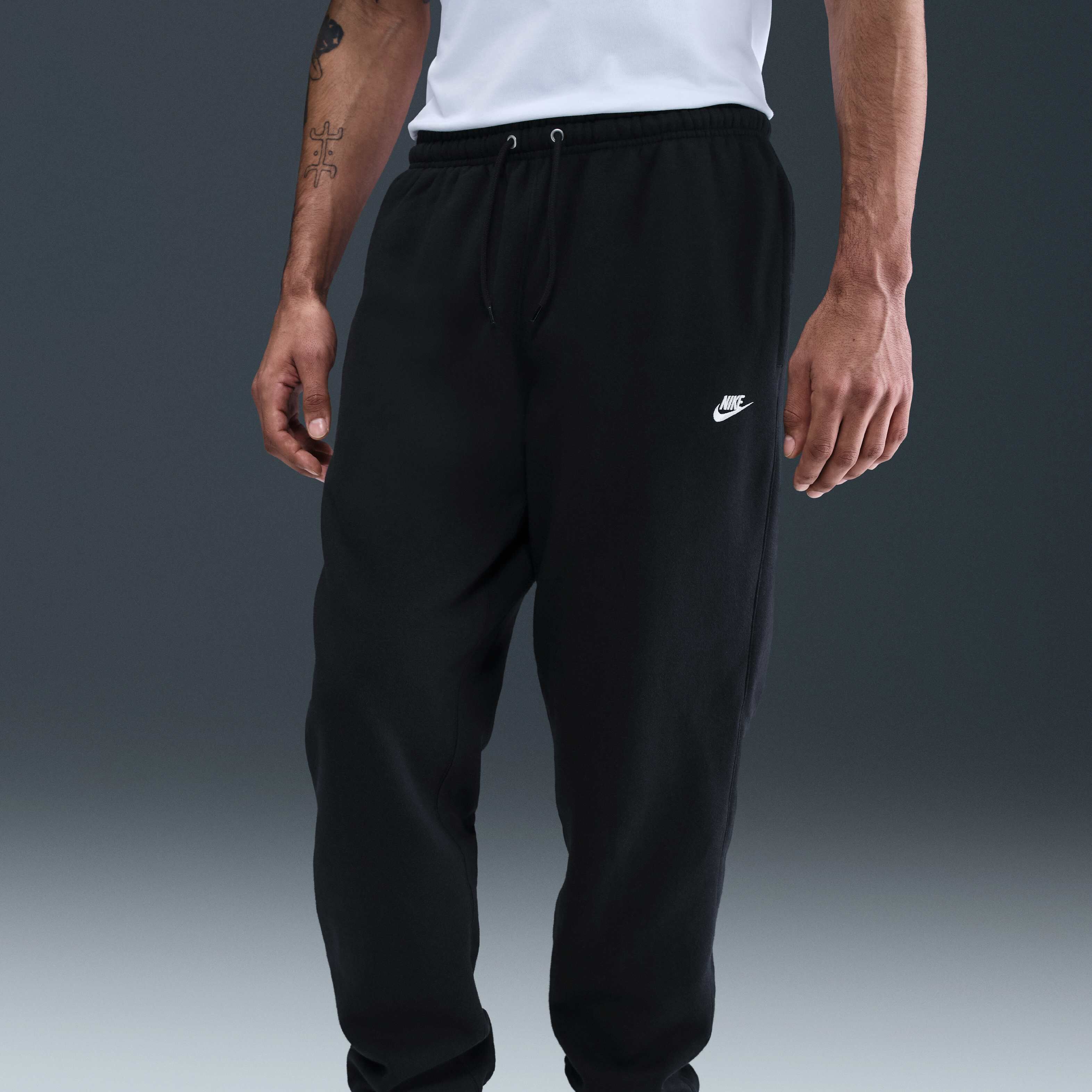 Nike Club image number 1