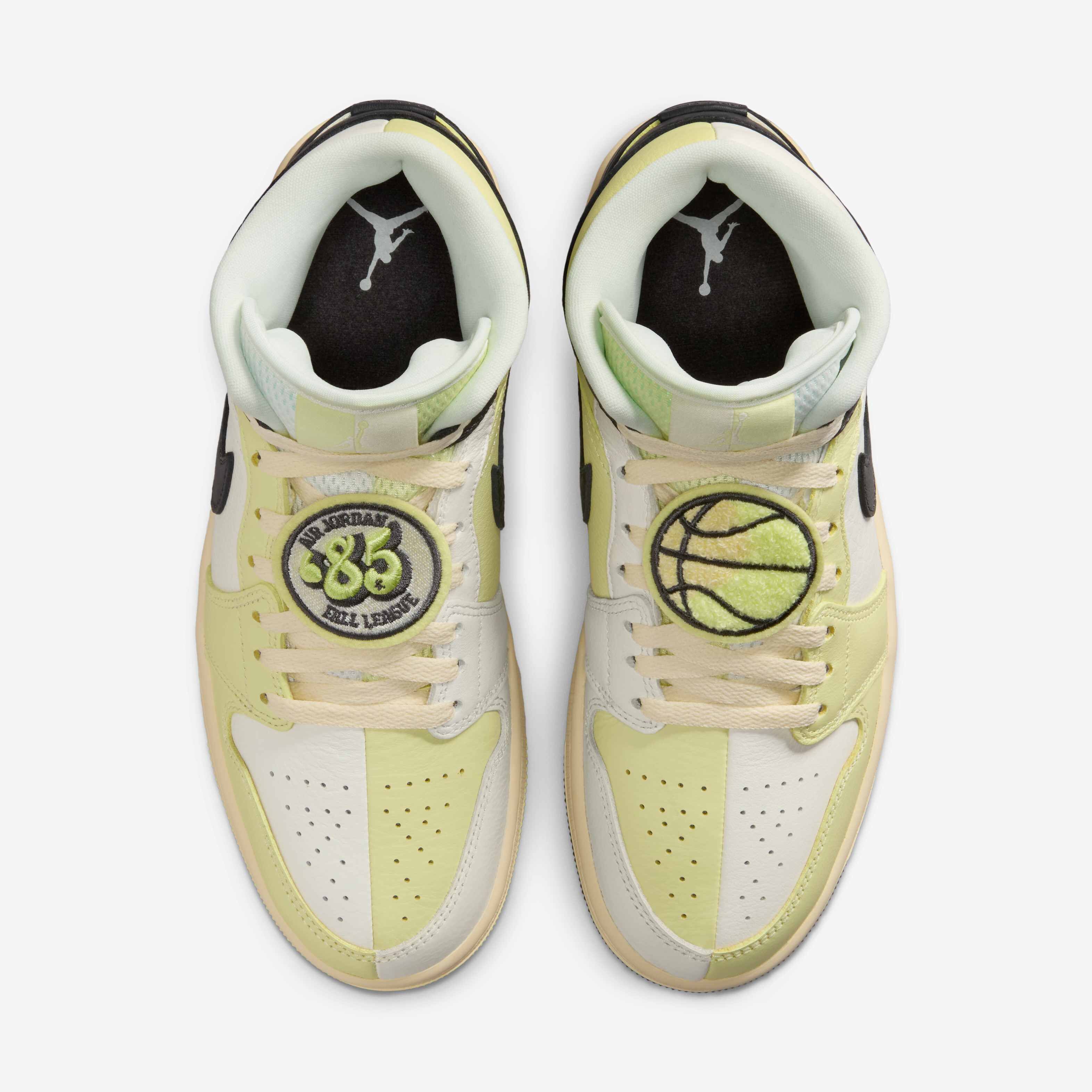 Air Jordan 1 Mid SE image number 3