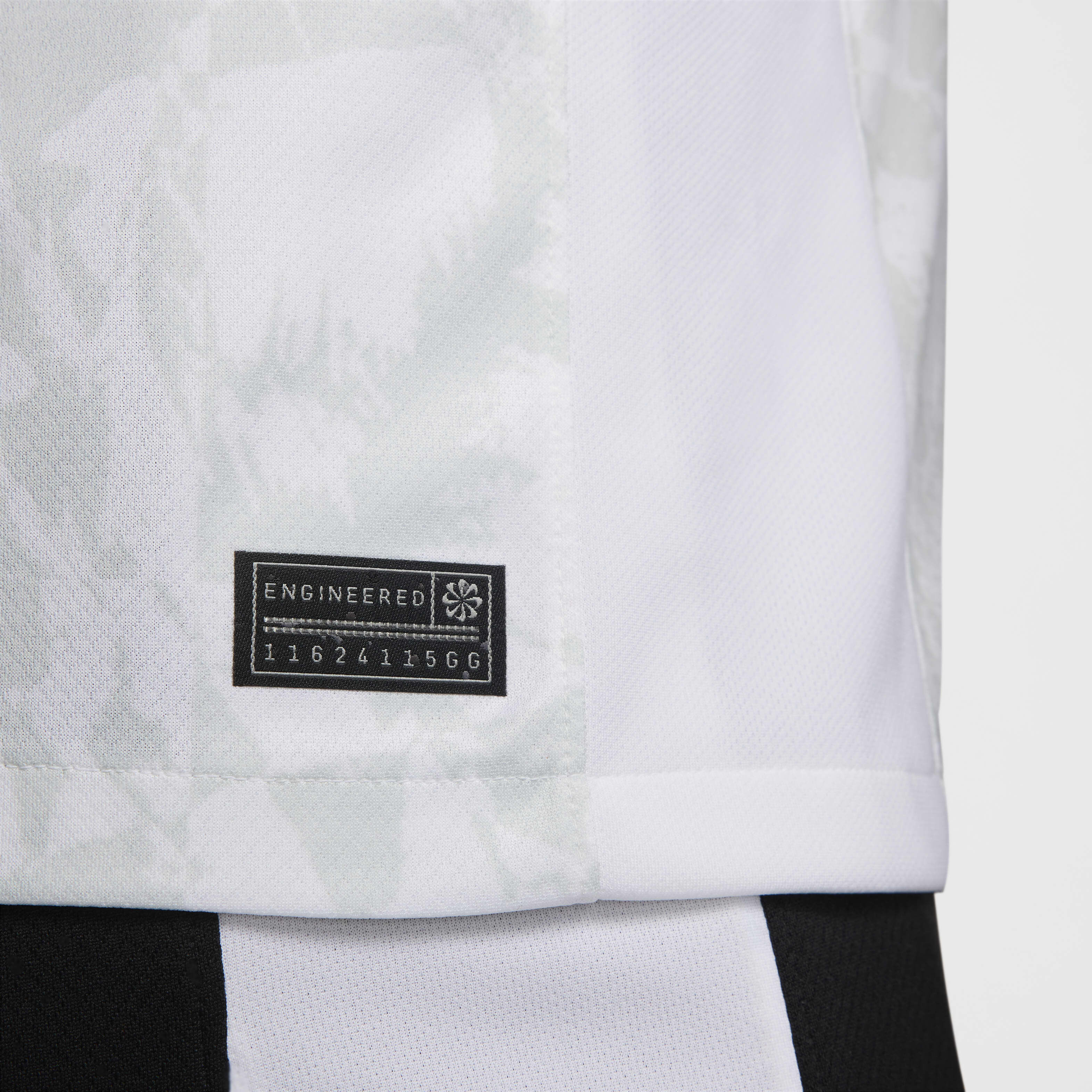 ليفربول 2024/25 ستيديوم البديل image number 6