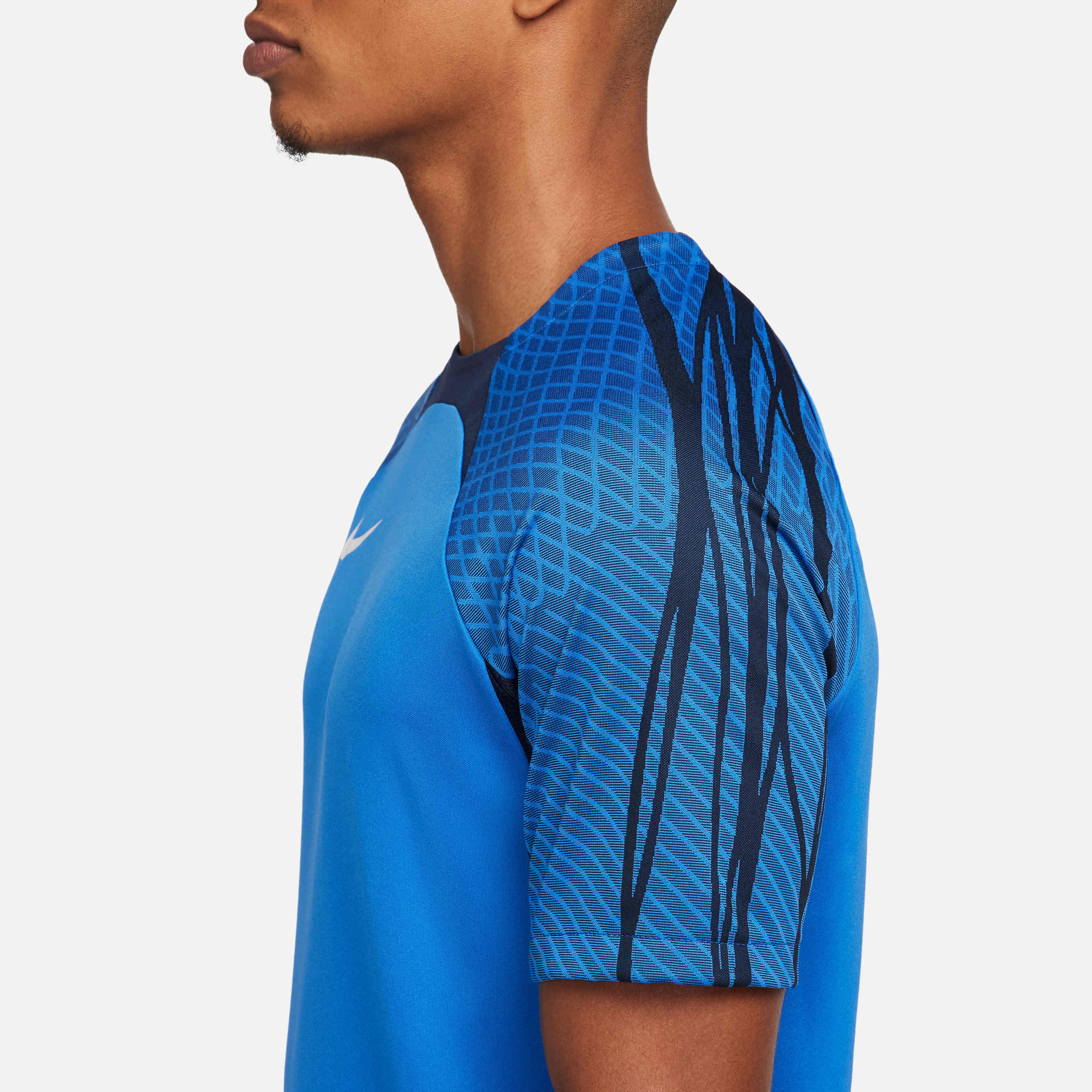 Nike Dri-FIT Strike image number 3