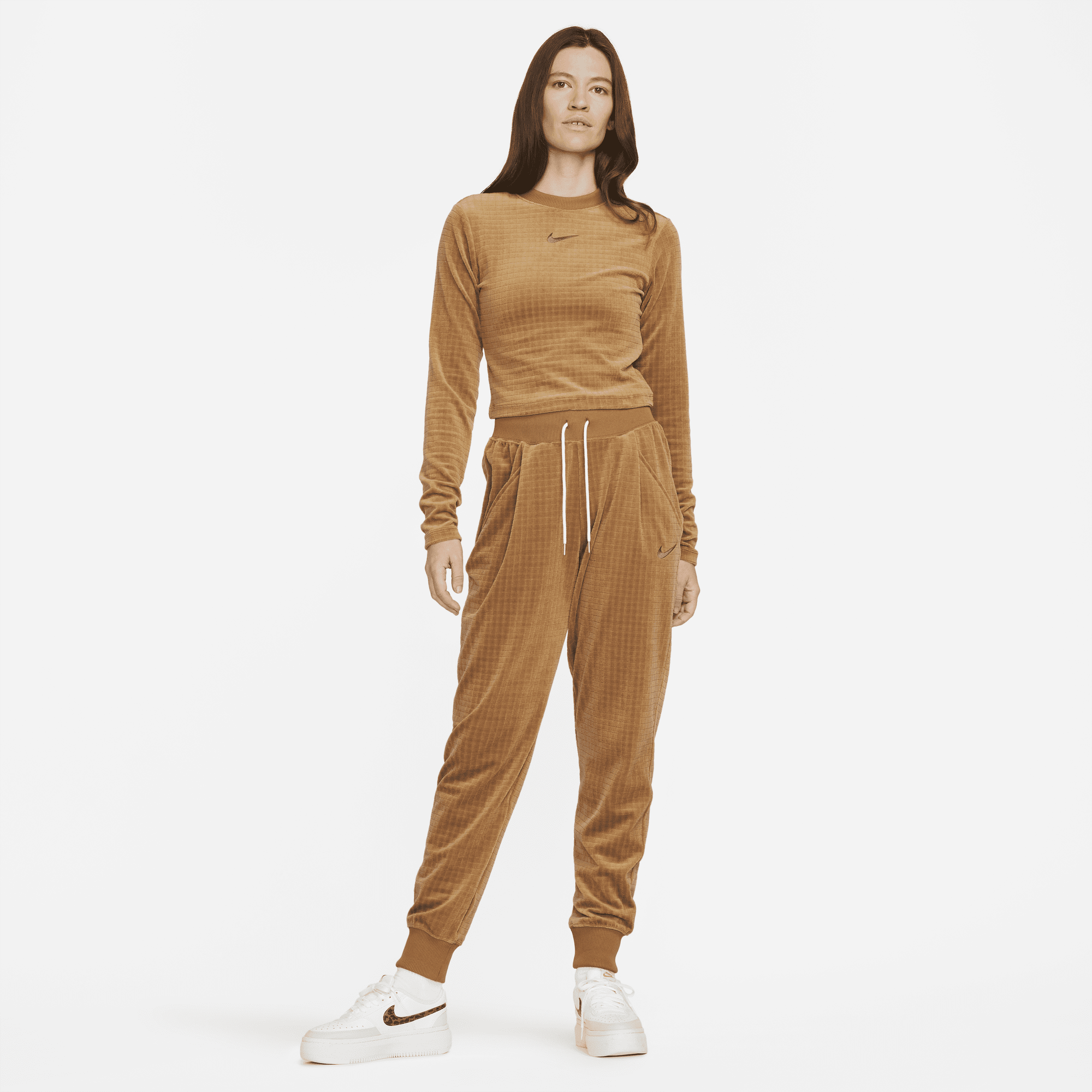Nike velour deals joggers womens