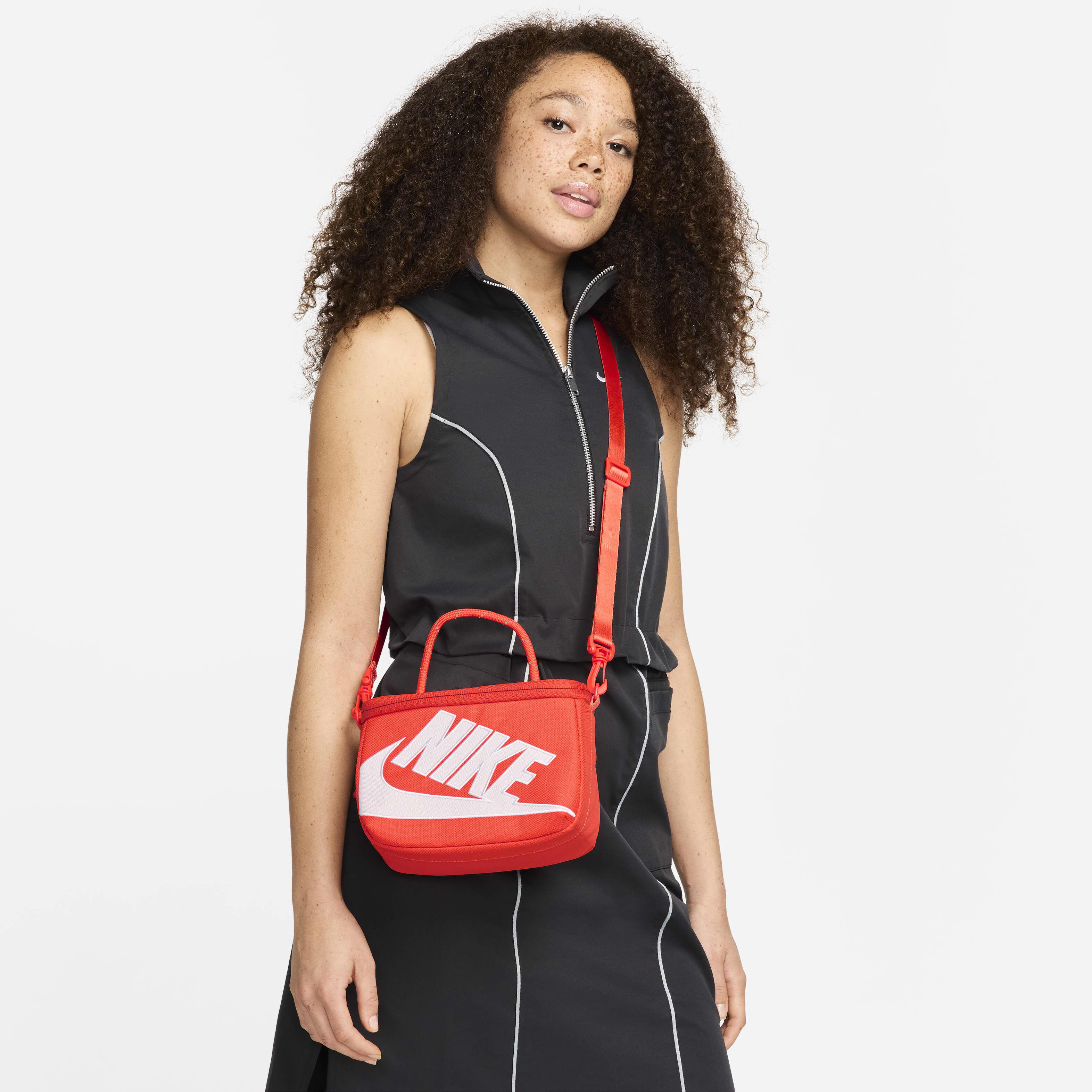 Nike mini bag top