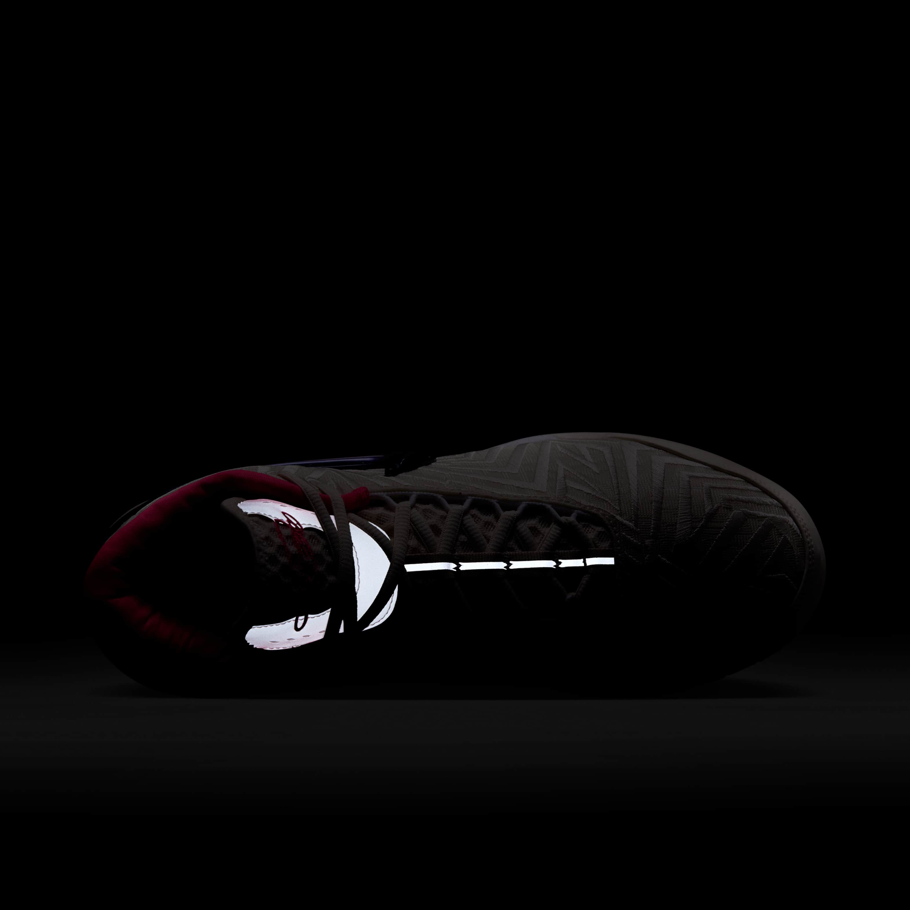 ليبرون ان اكس اكس تي جينيسيس اي بي image number 8