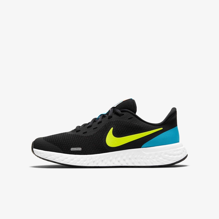 Buy Nike Revolution Older Kids' Road Running Shoes Black/Laser