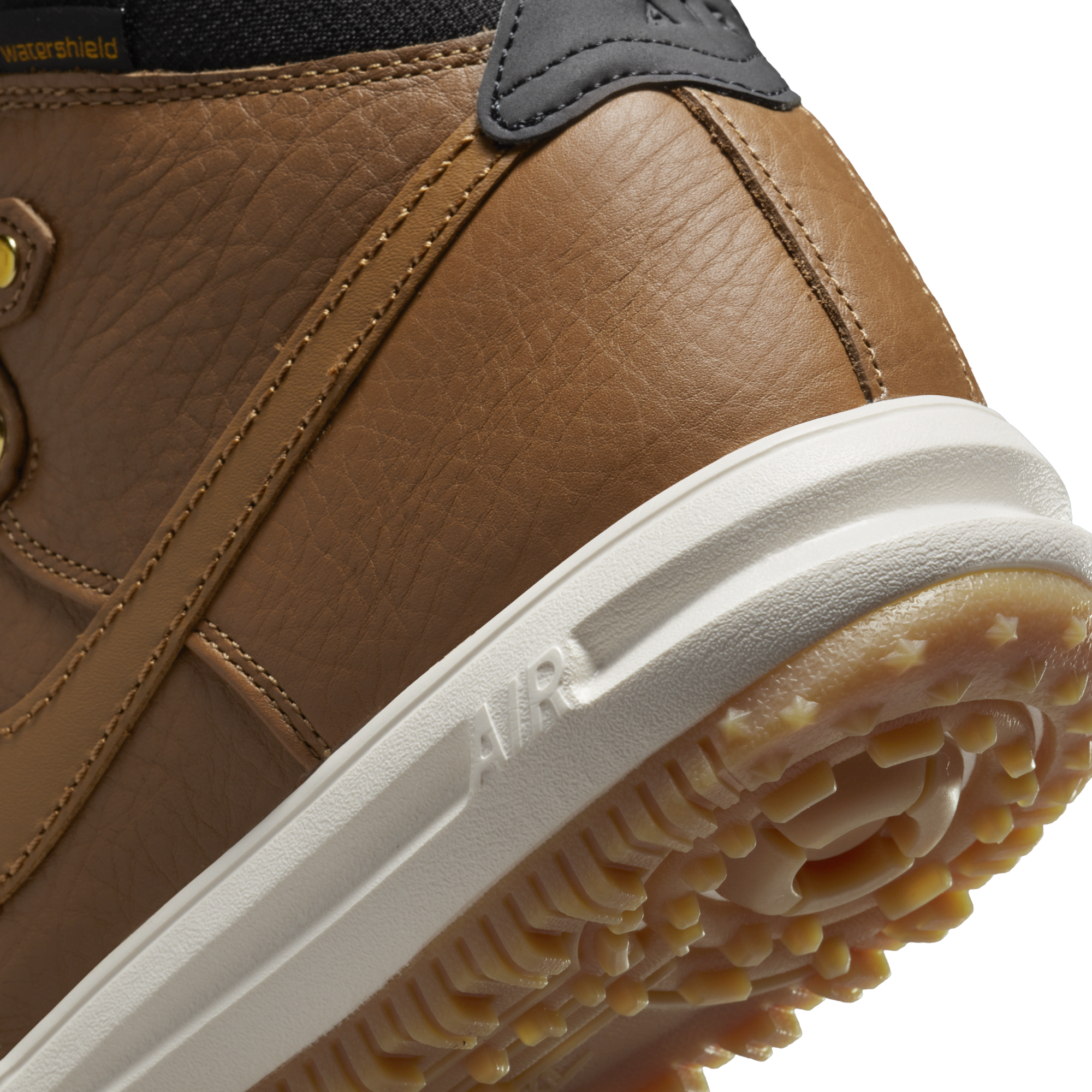 Shop Lunar Force 1 Men s Duckboot Nike KSA