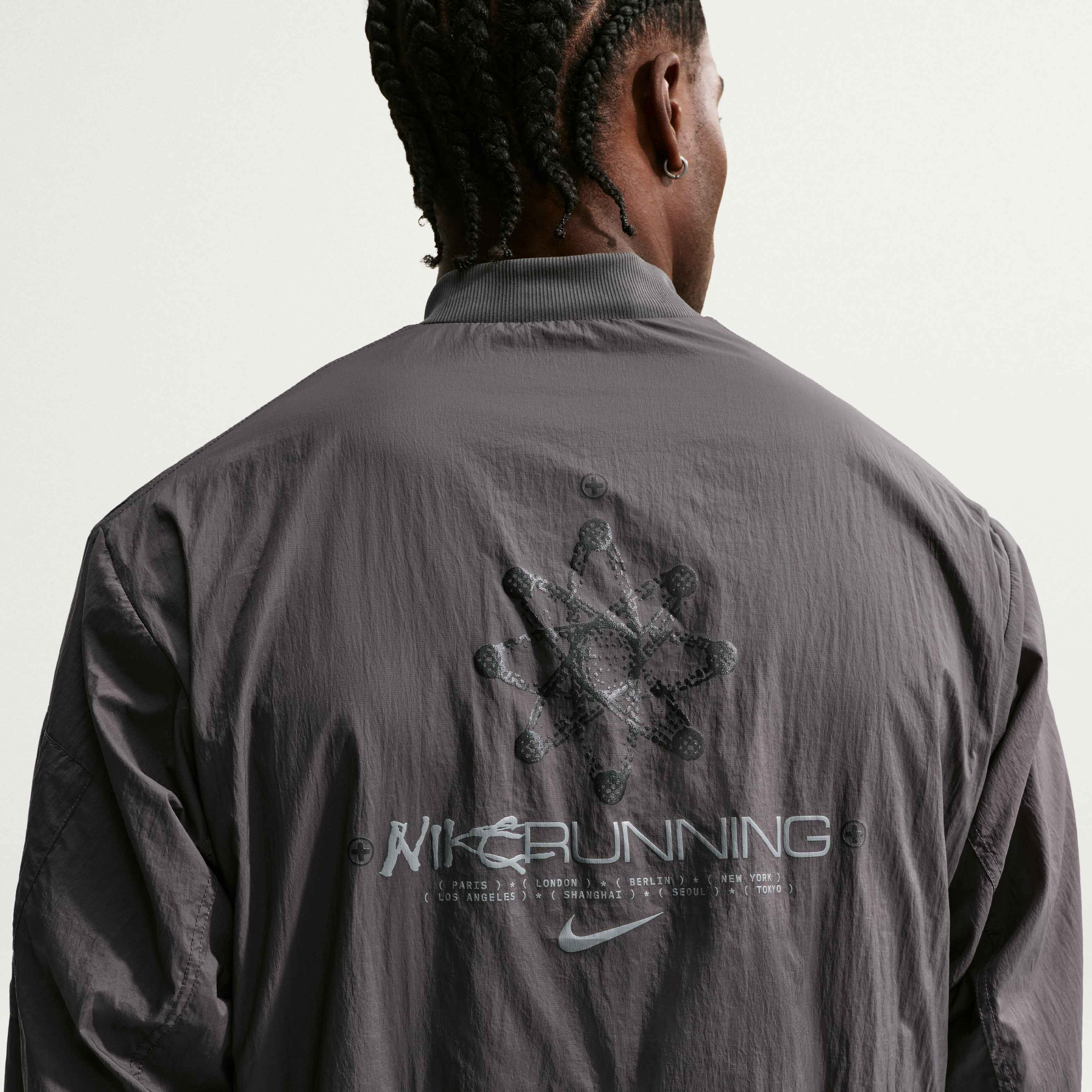 Nike image number 1