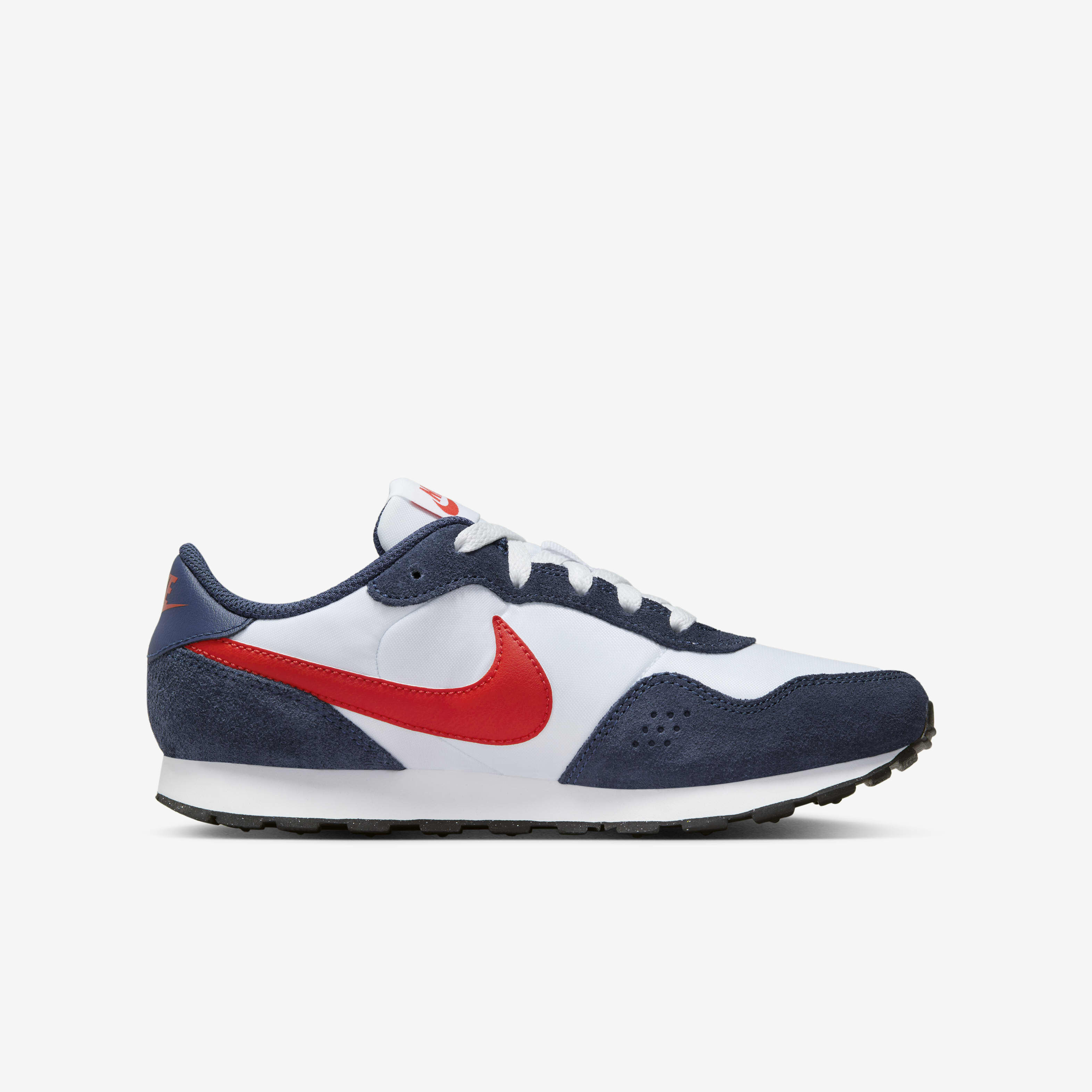 Buy Nike MD Valiant Older Kids Shoe Nike Saudi Official