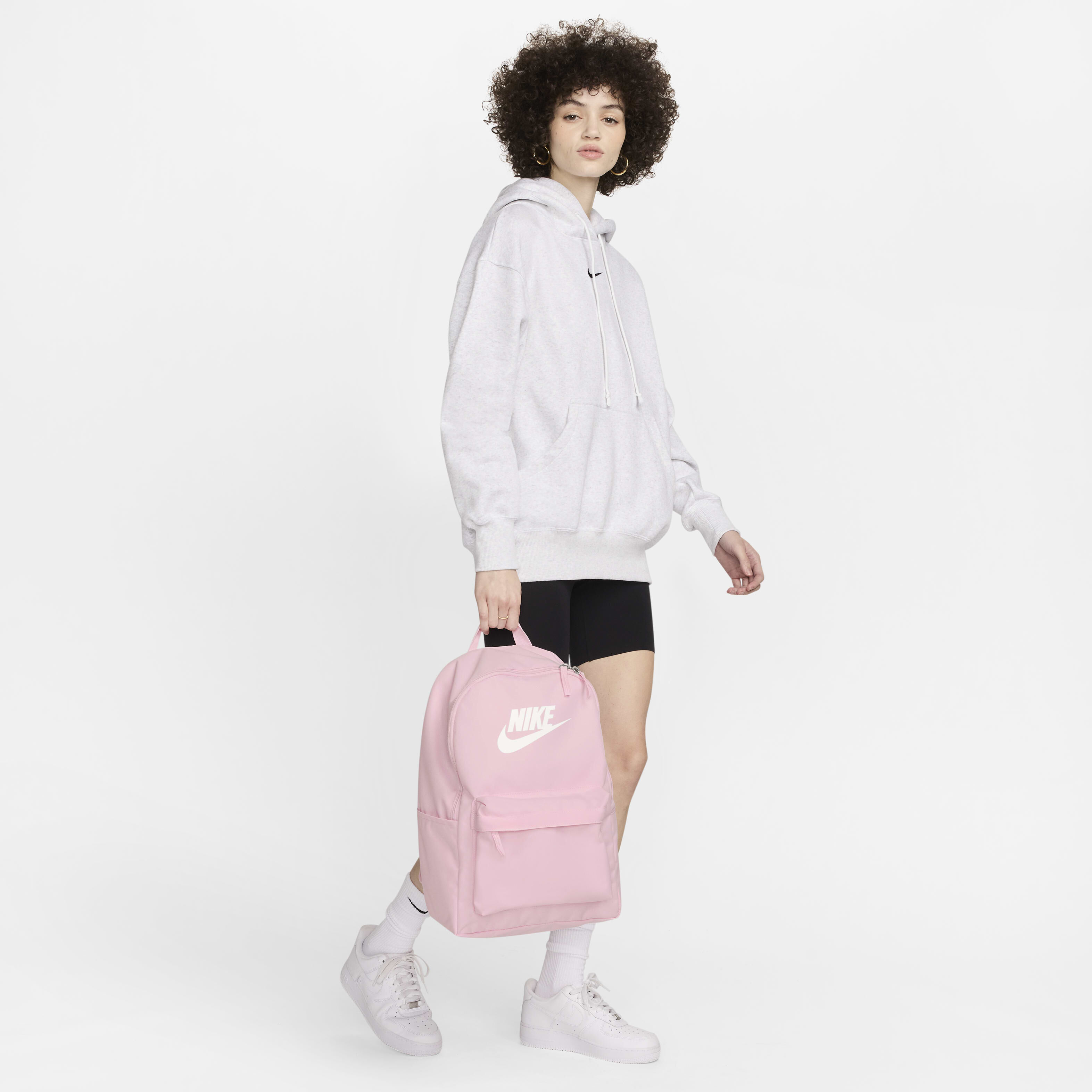 Nike Heritage image number 8