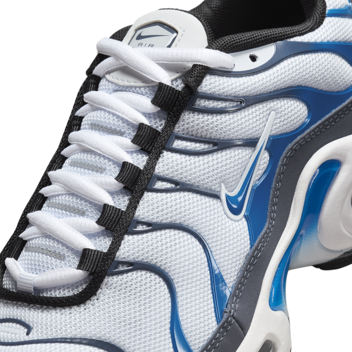 Nike shoes with squiggly sales lines