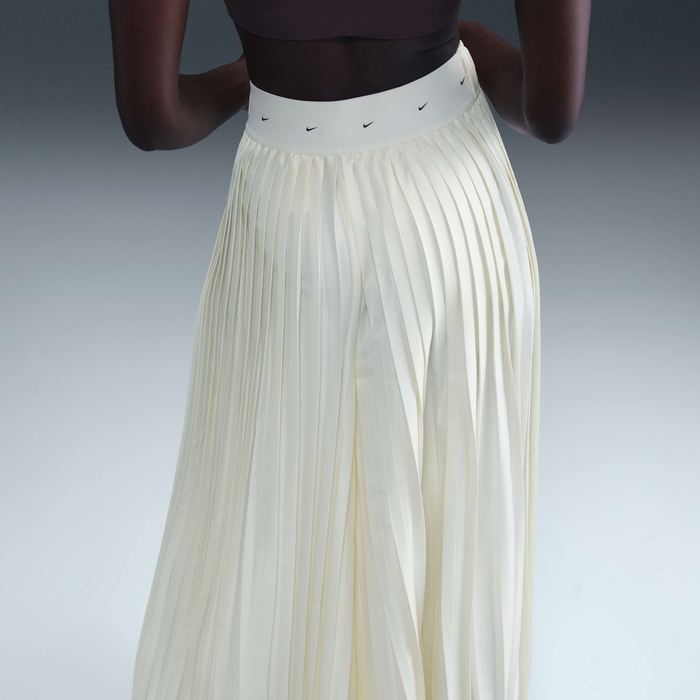 Nike Sportswear Collection image number 2 Nike Sportswear Collection image number 2