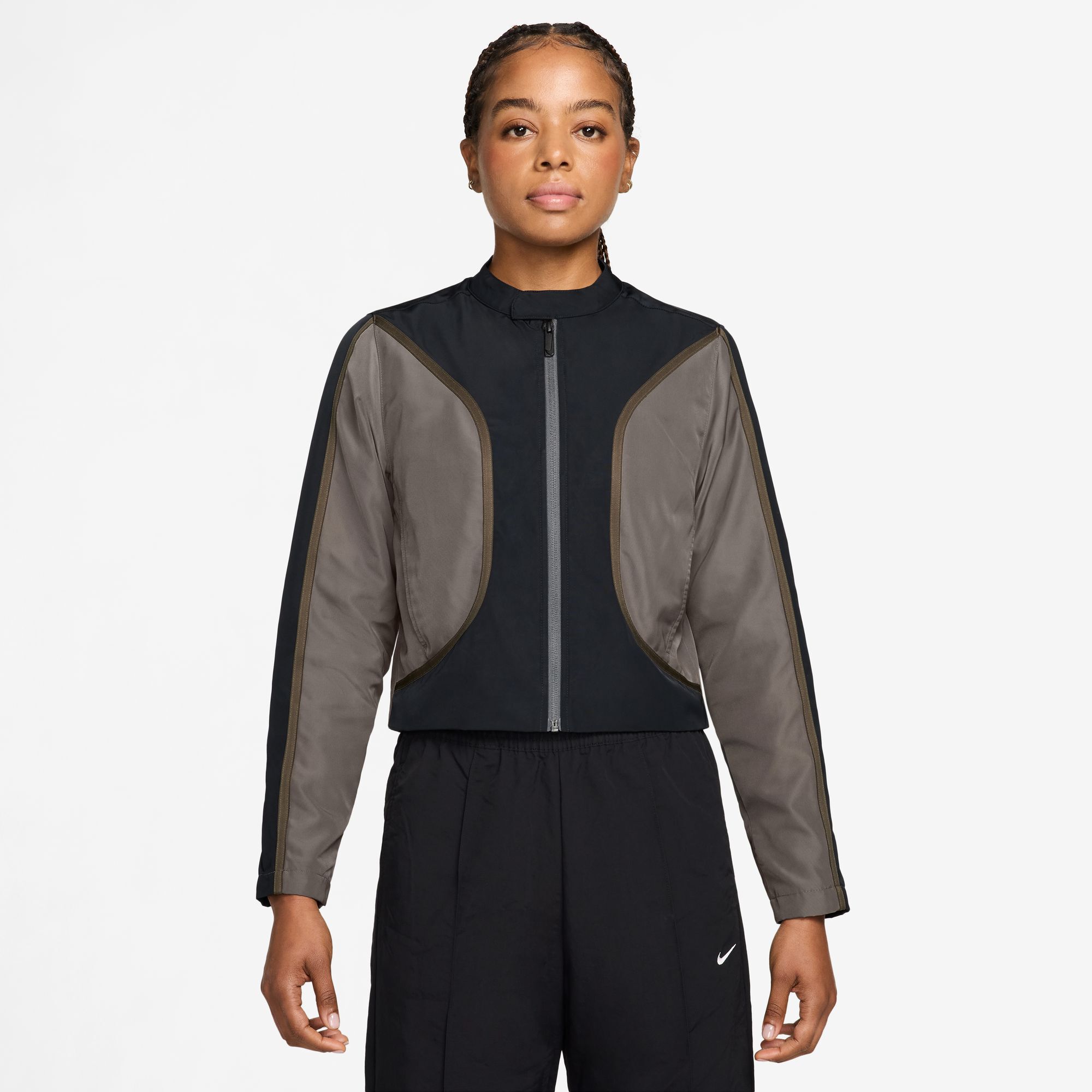 نايكي سبورتسوير image number 0