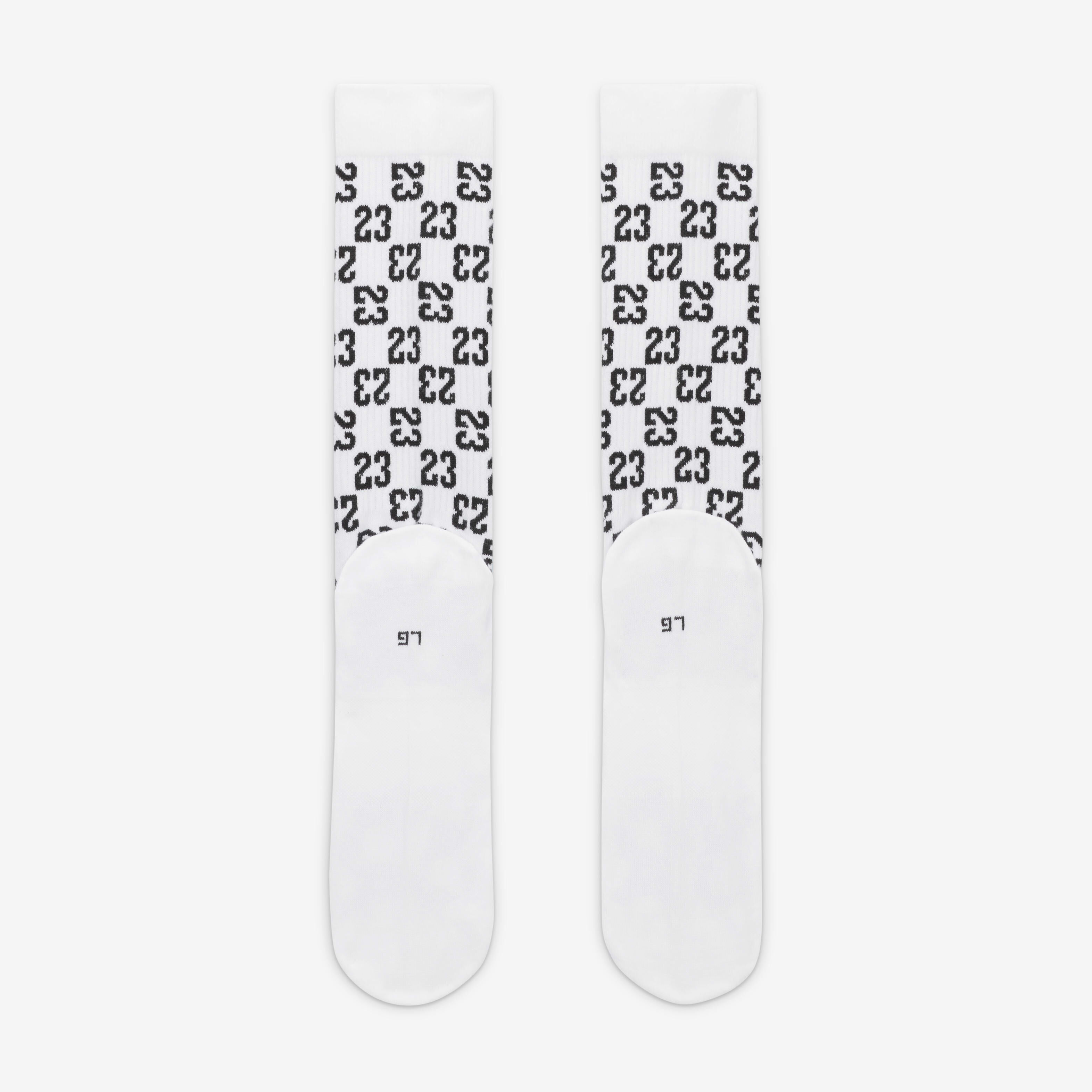 Jordan Everyday Essentials image number 2