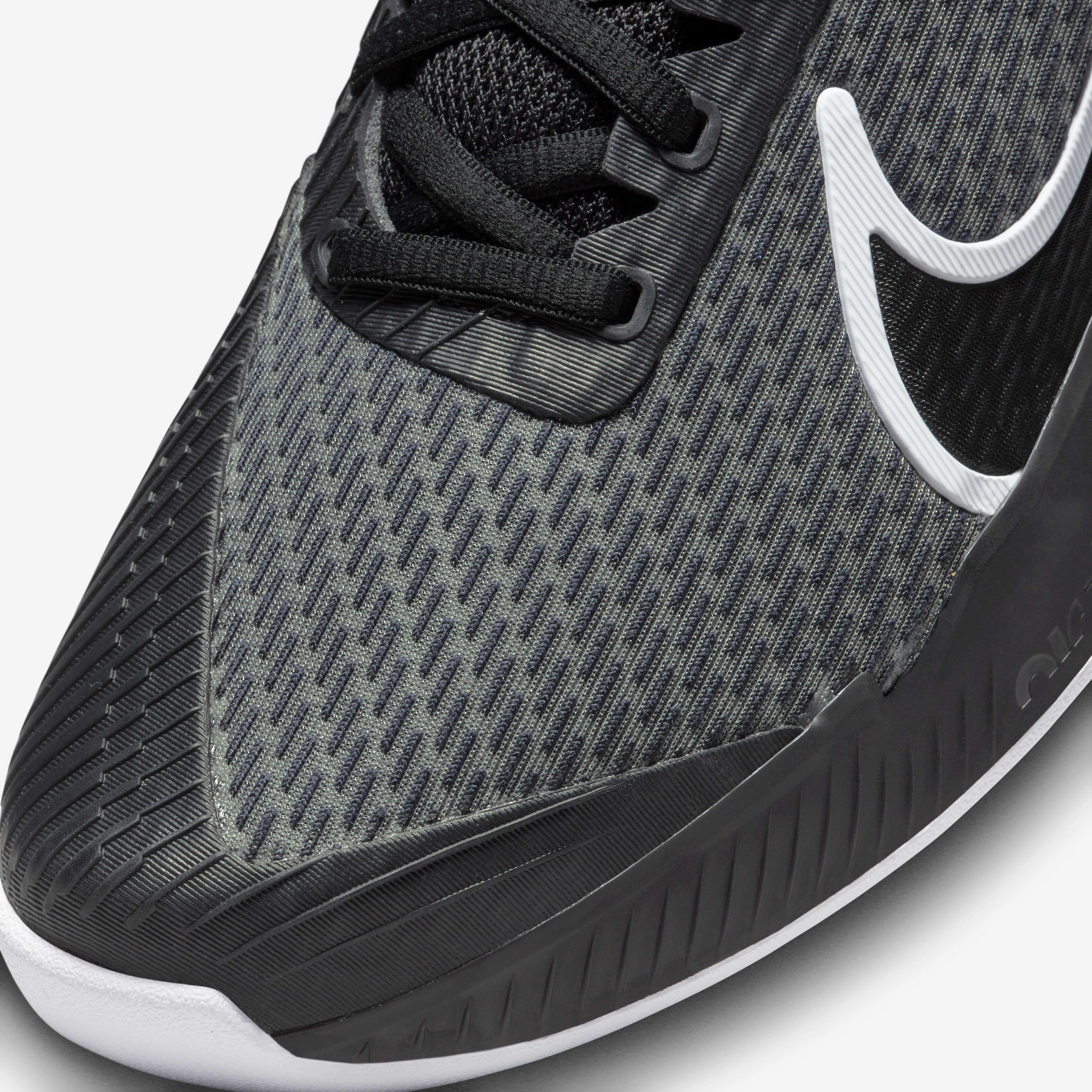 Nike zoom strike 2 shoes shop