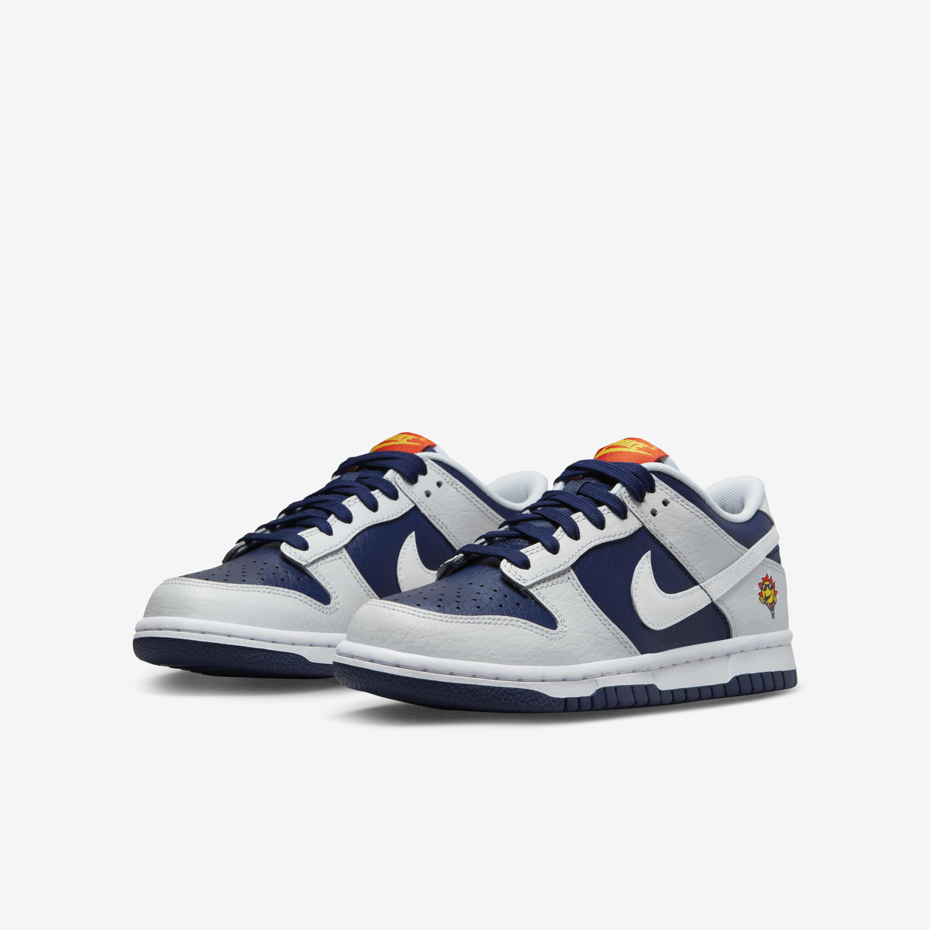 Nike Dunk Low image number 4