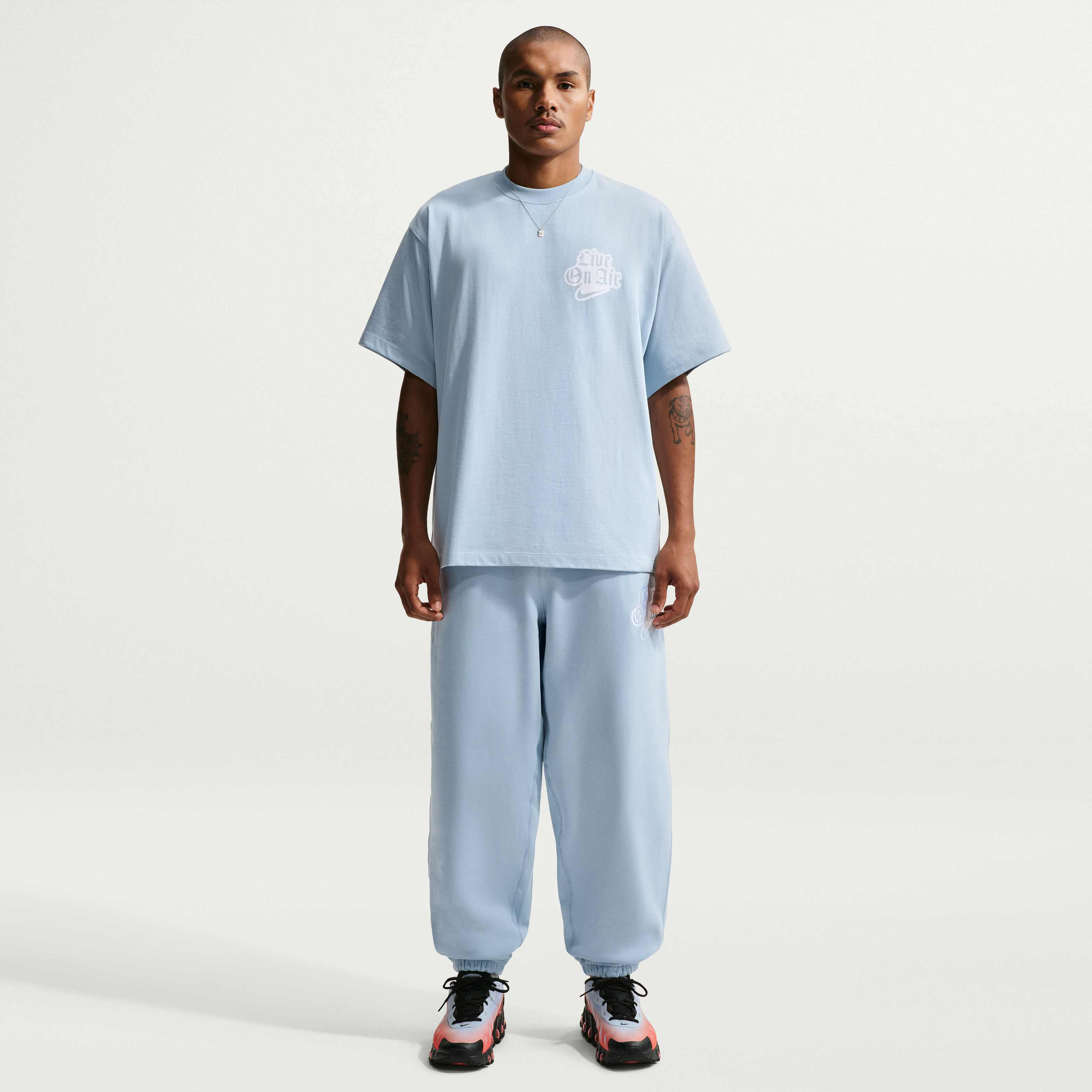 نايكي سولو سووش image number 3