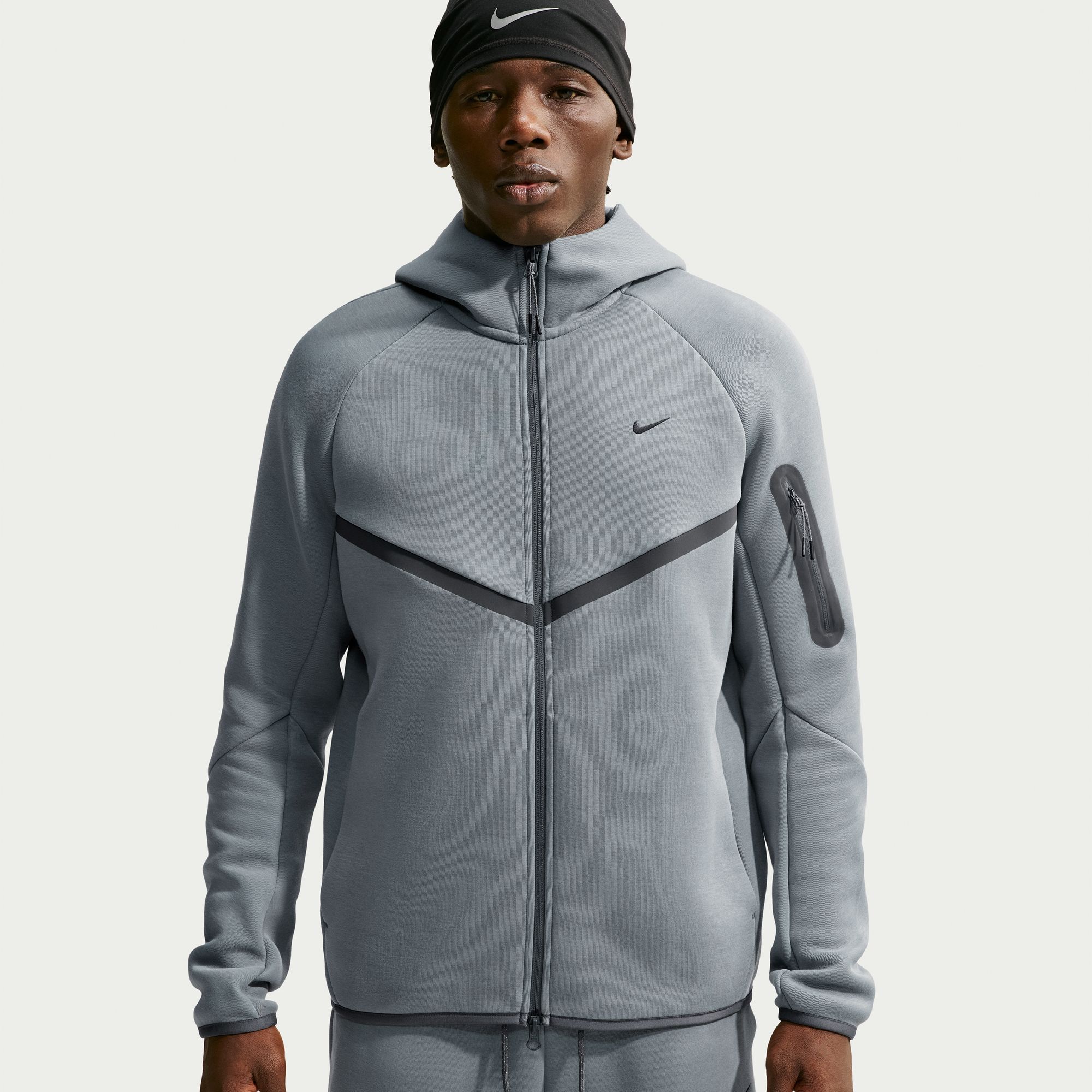 Nike Tech image number 2